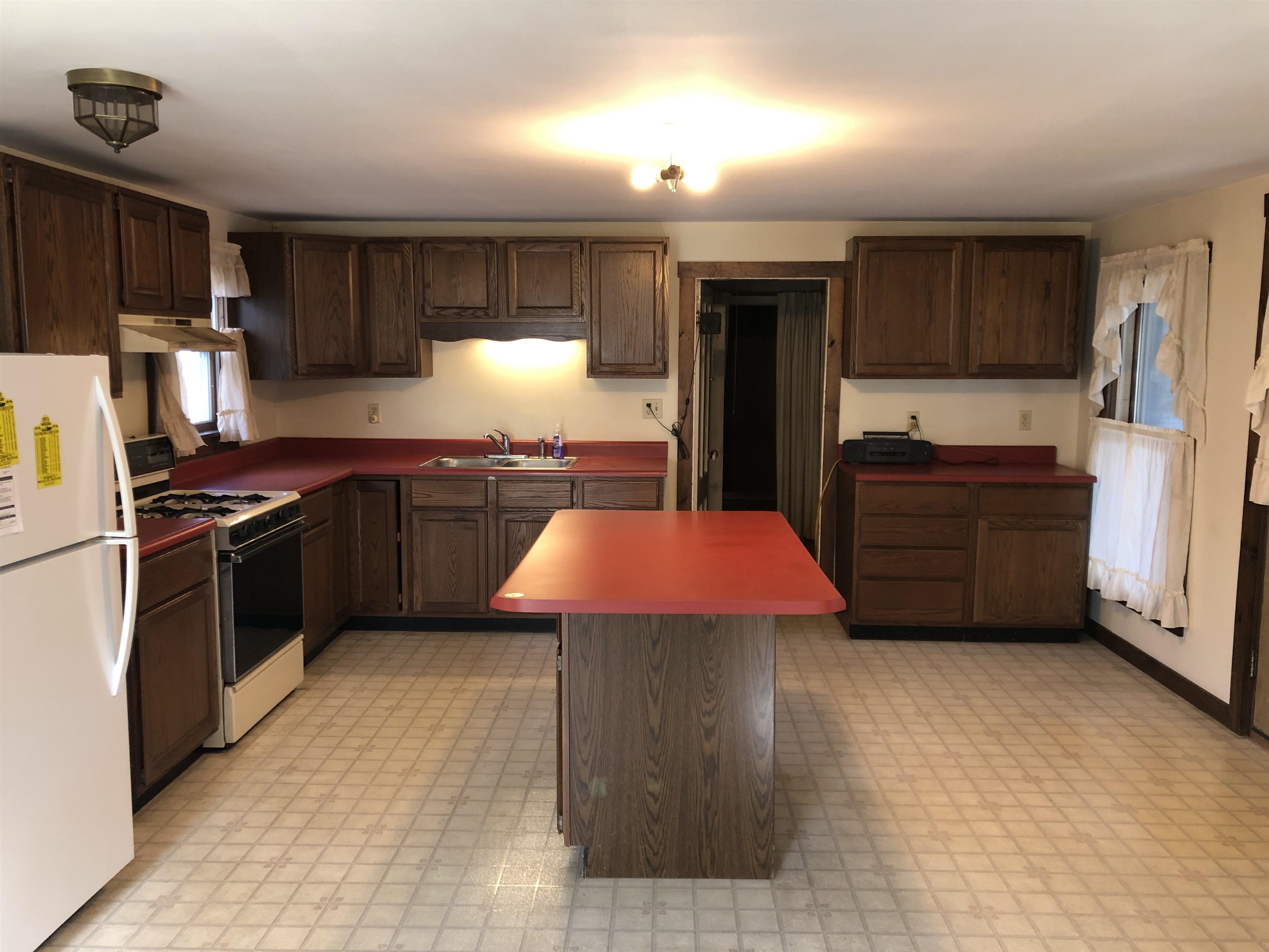 25 Main Street Property Photo 8