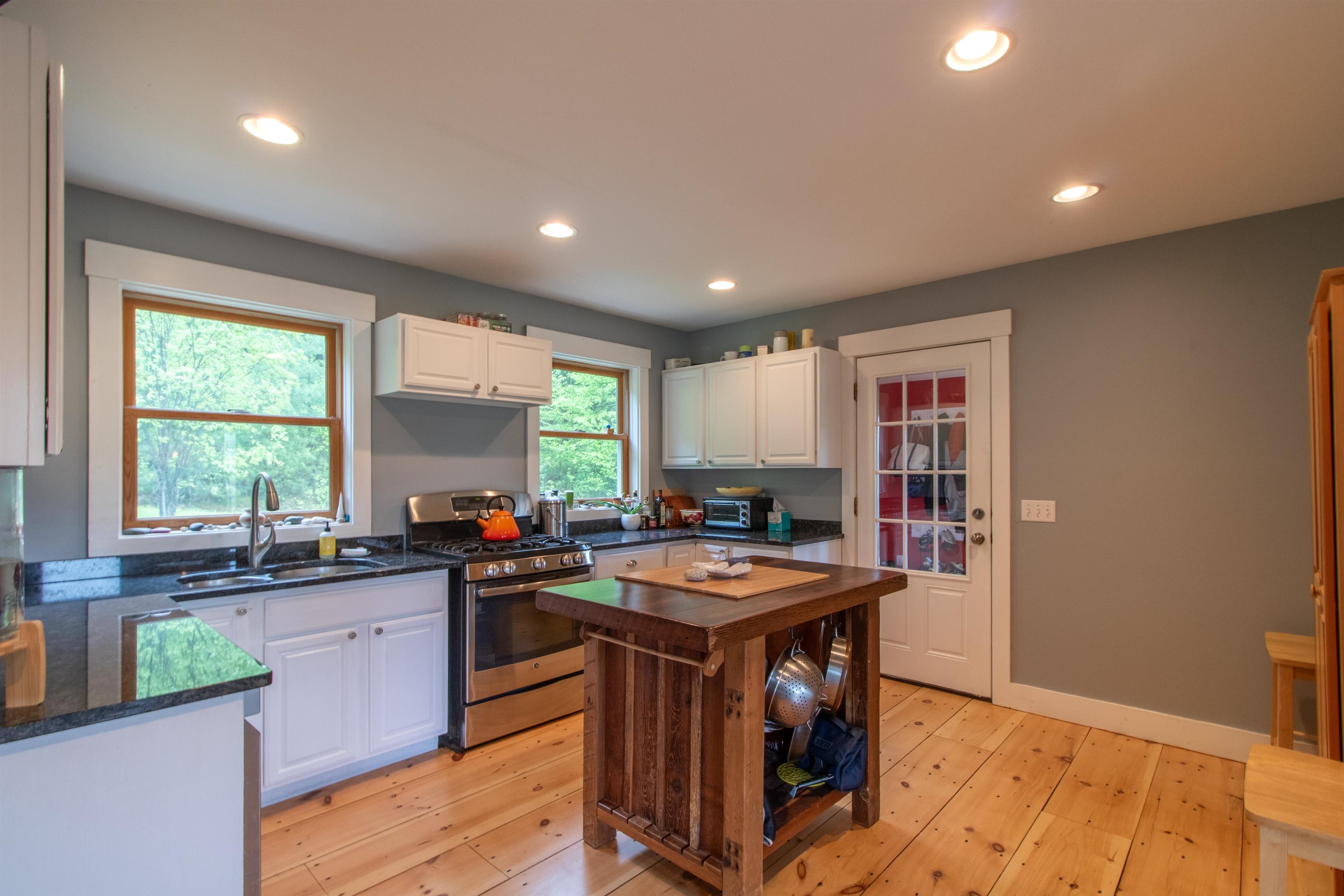 101 Tunny Mountain Road Property Photo 10