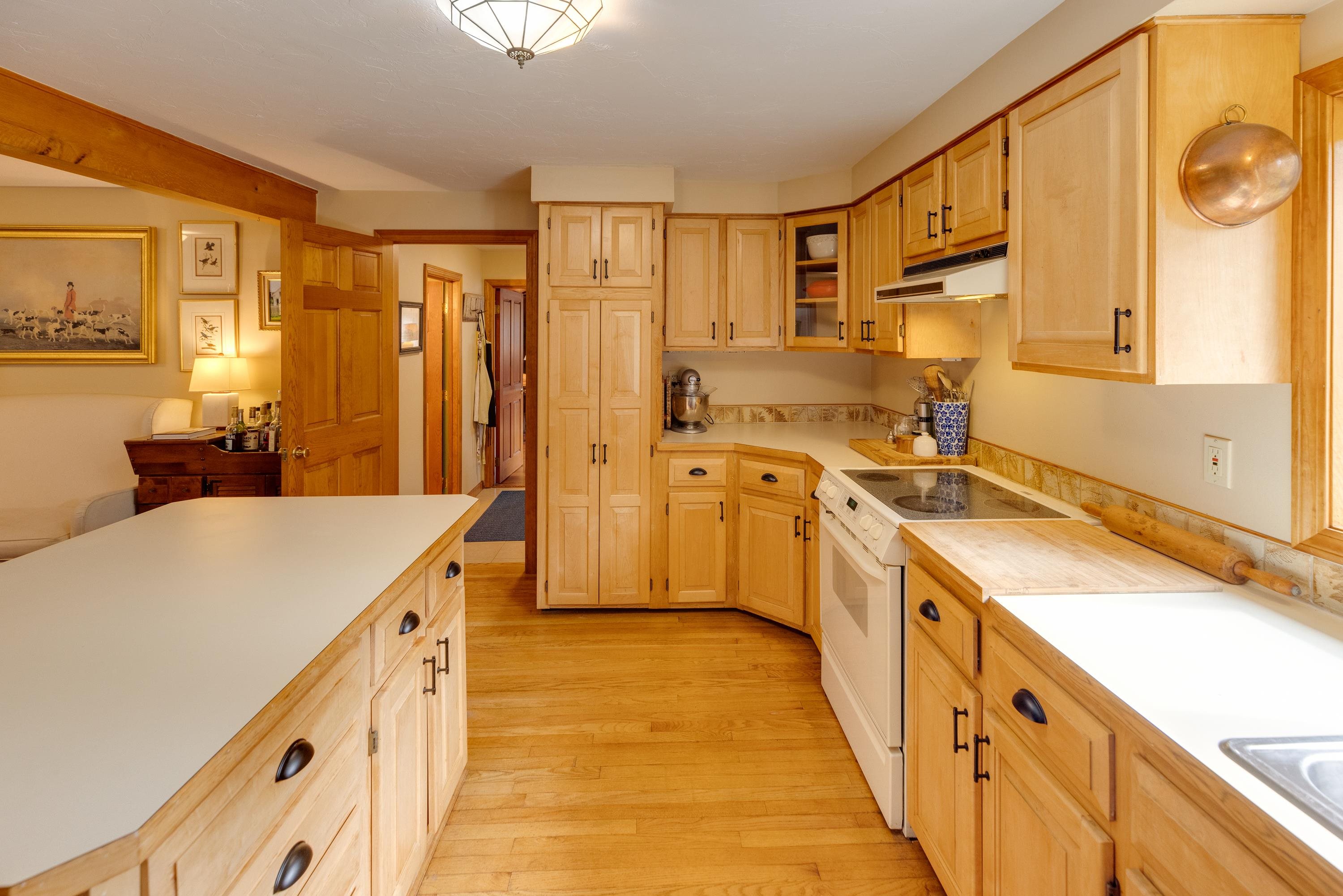 34 North Shore Road Property Photo 9