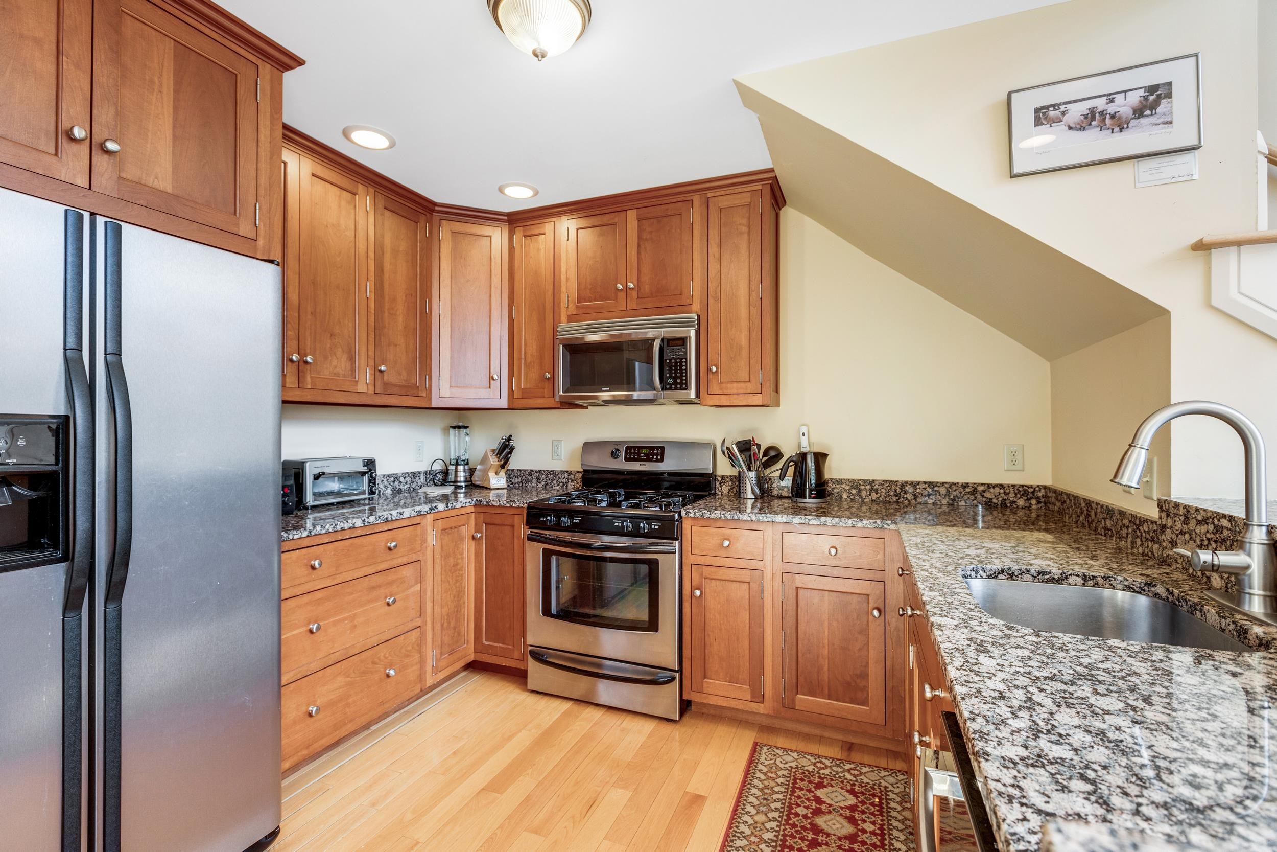 41 Parkhurst Road Property Photo 11