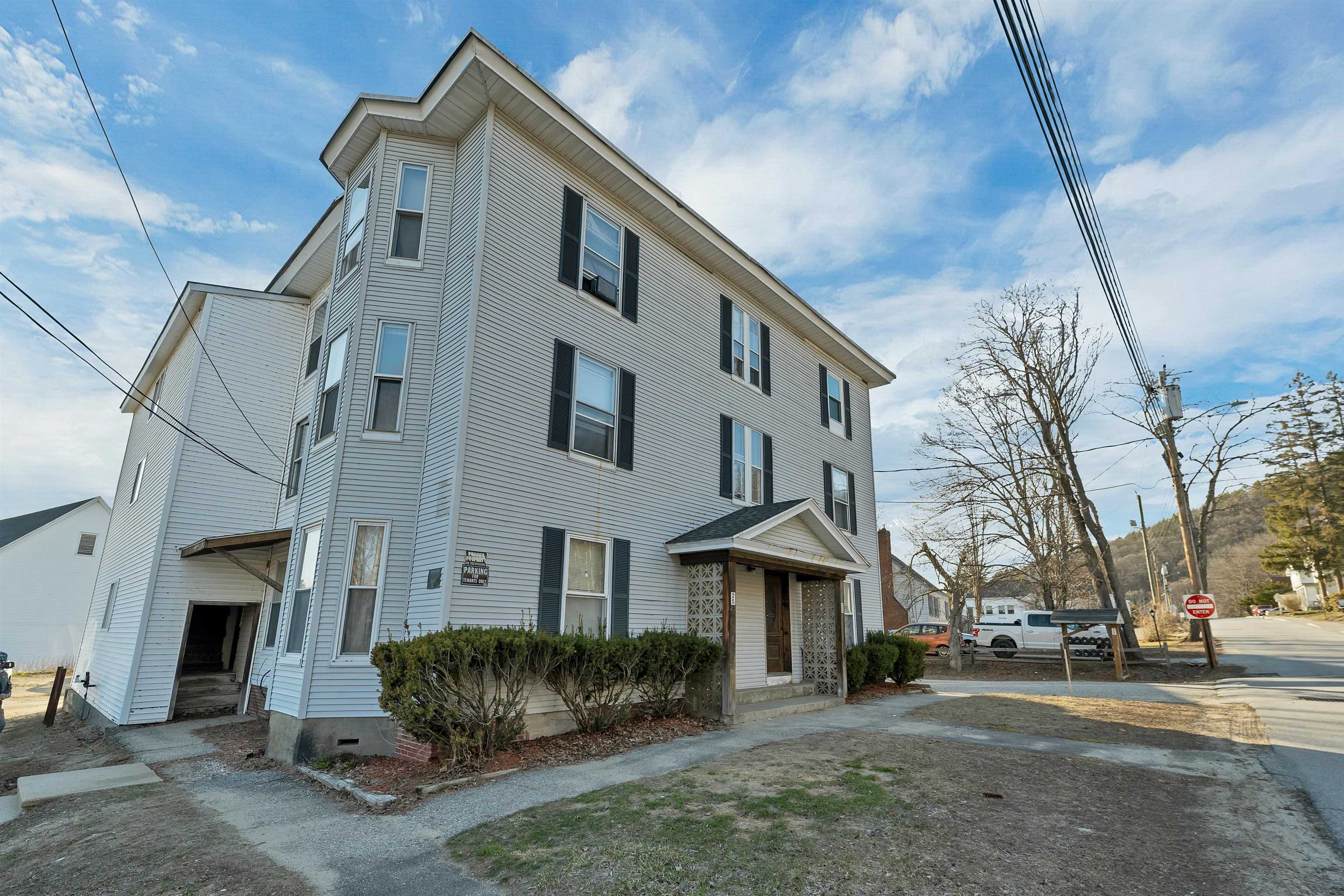 25 School Street Property Photo 3