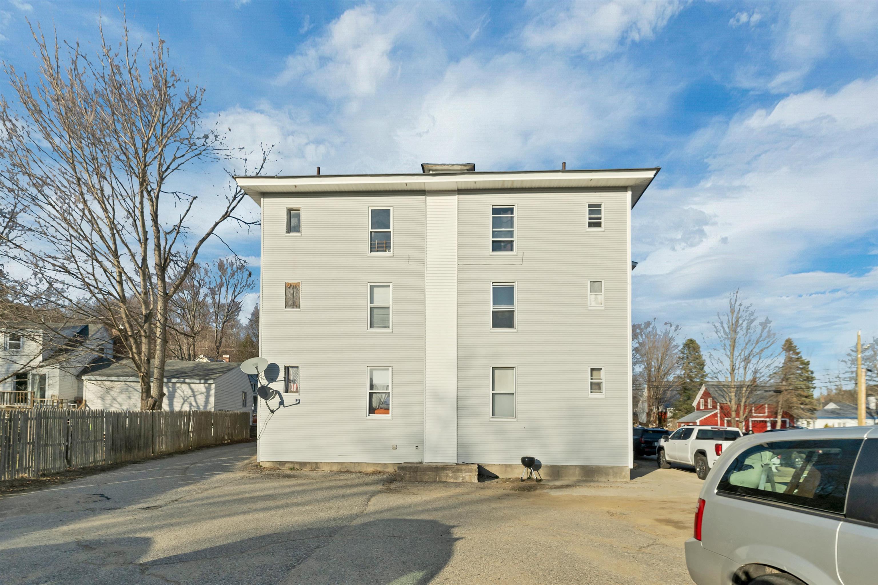 25 School Street Property Photo 5
