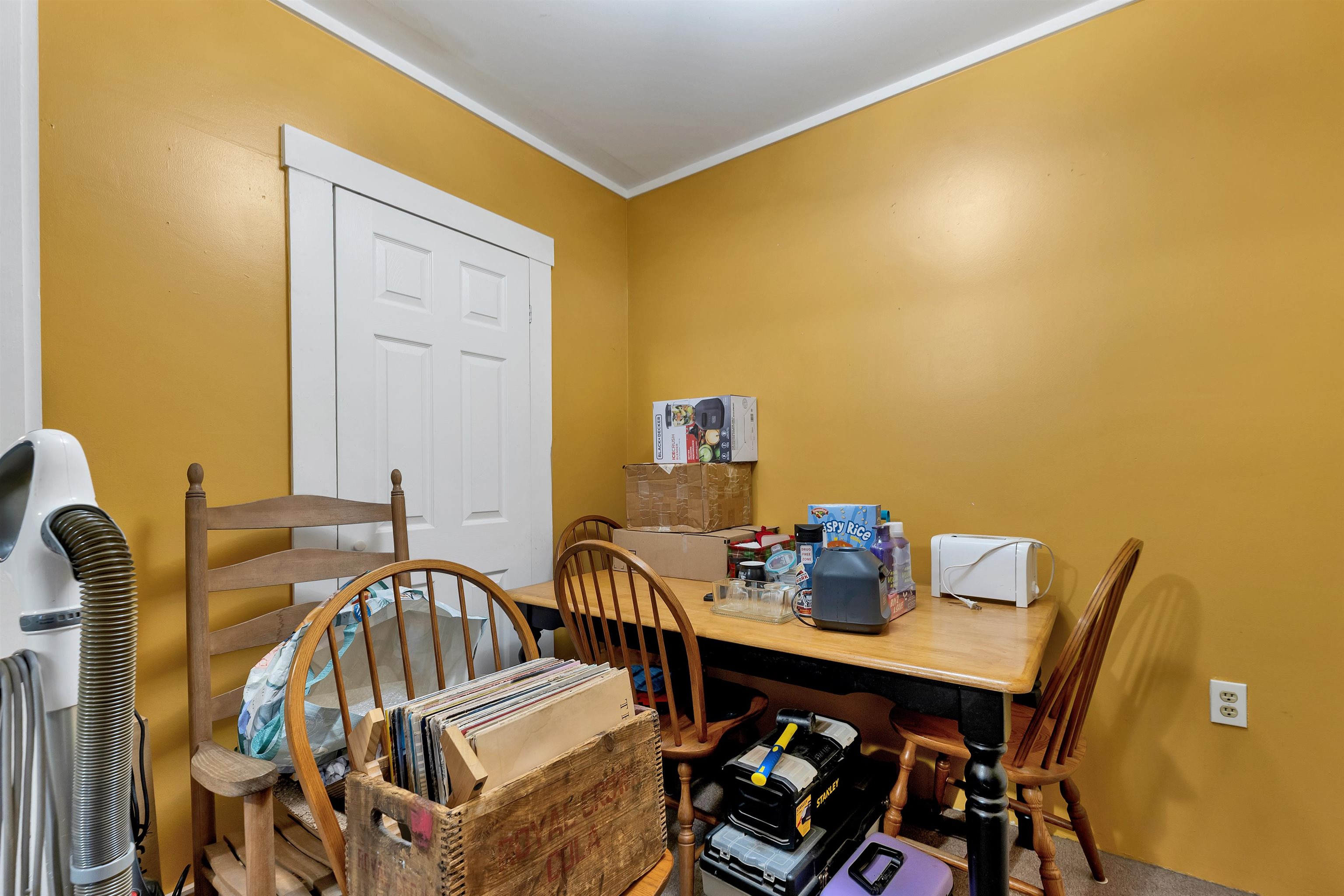 25 School Street Property Photo 31