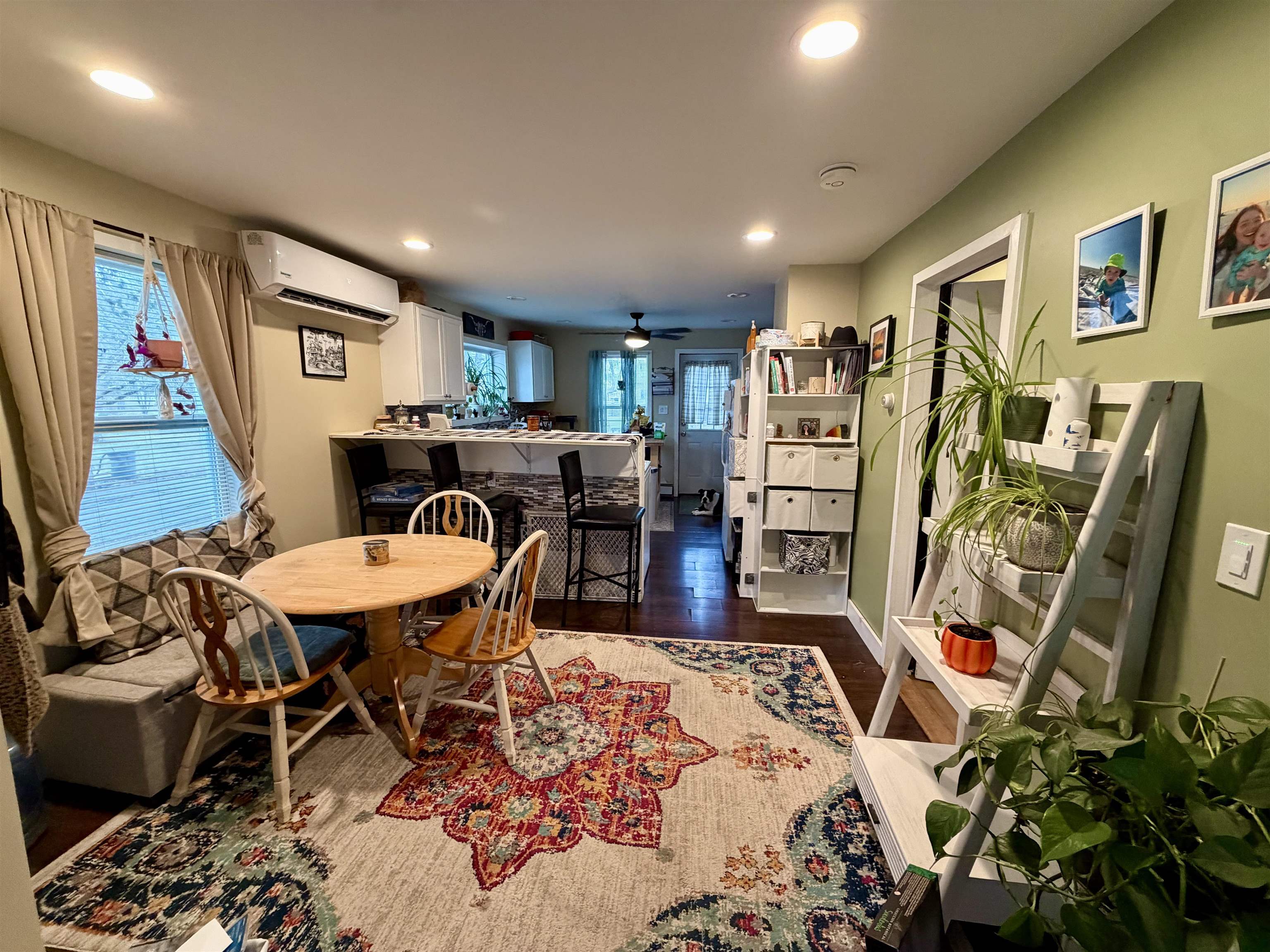 113 Plain Street Property Photo 7