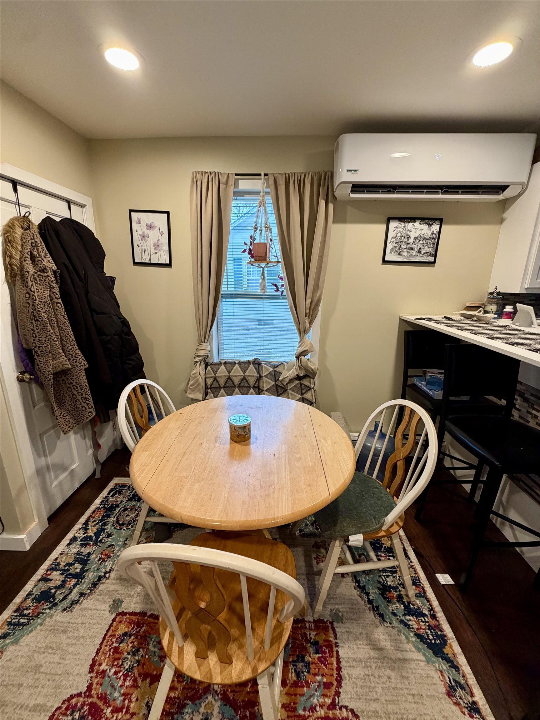113 Plain Street Property Photo 8
