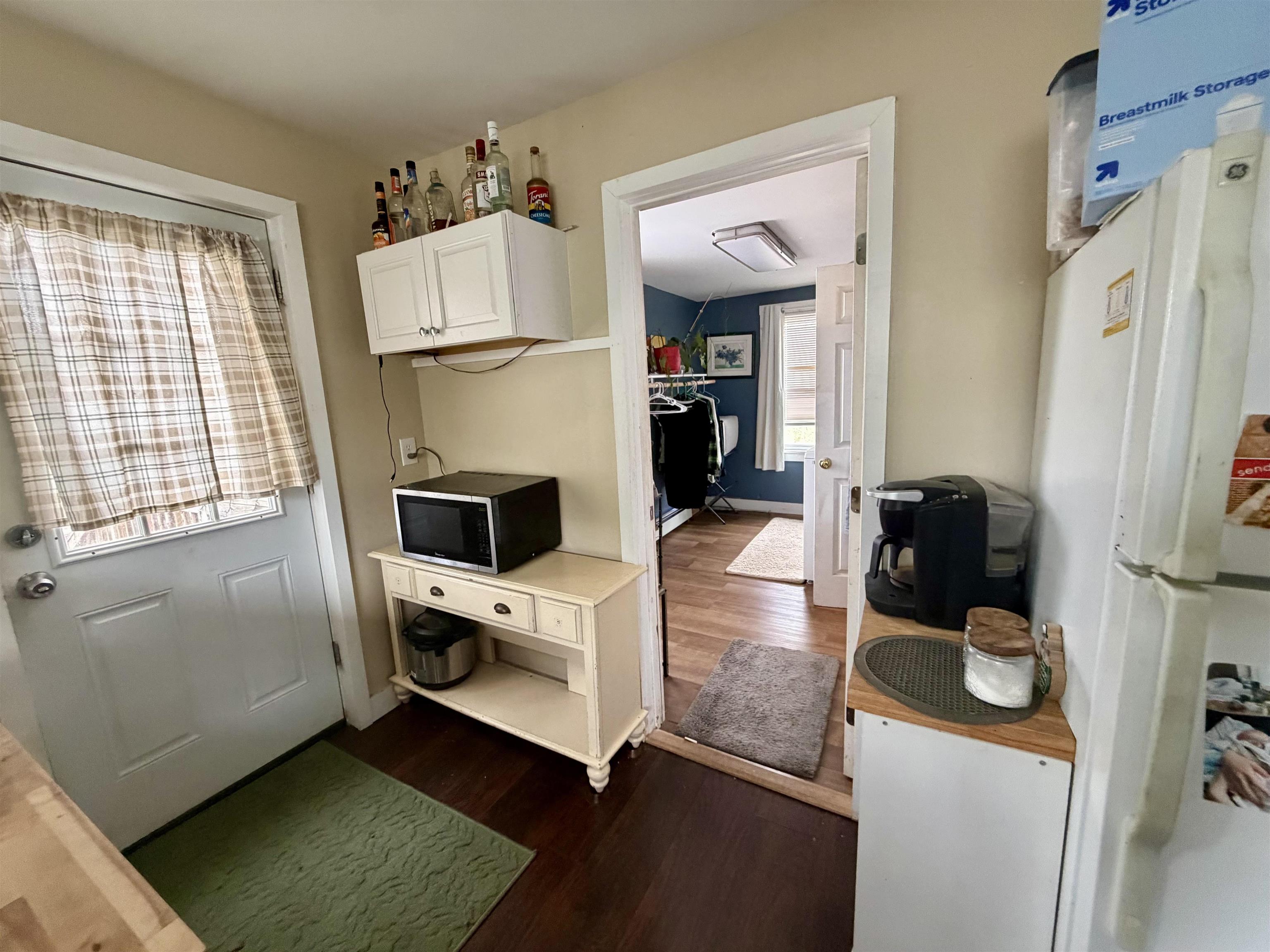 113 Plain Street Property Photo 11