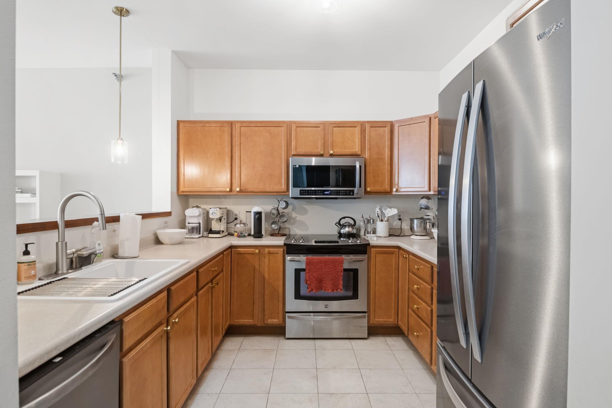 370 Farrell Street Property Photo 6