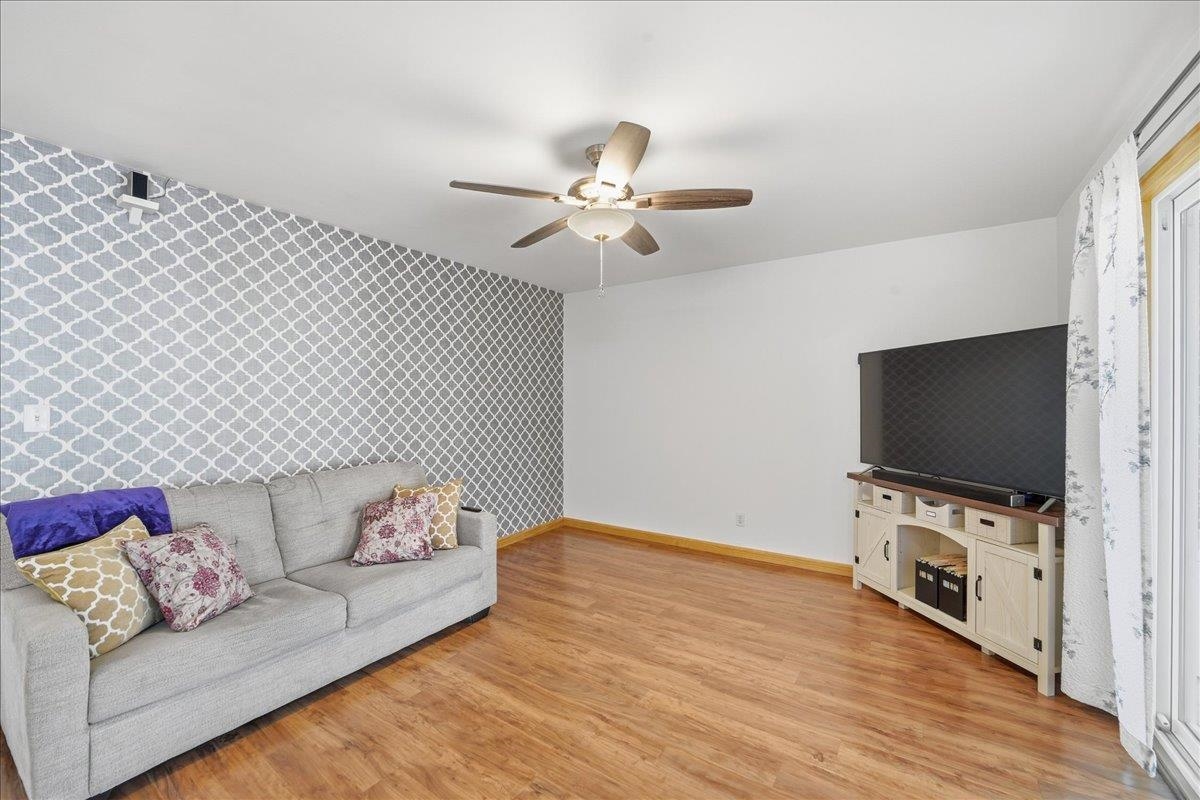 125 Kennedy Drive Property Photo 14
