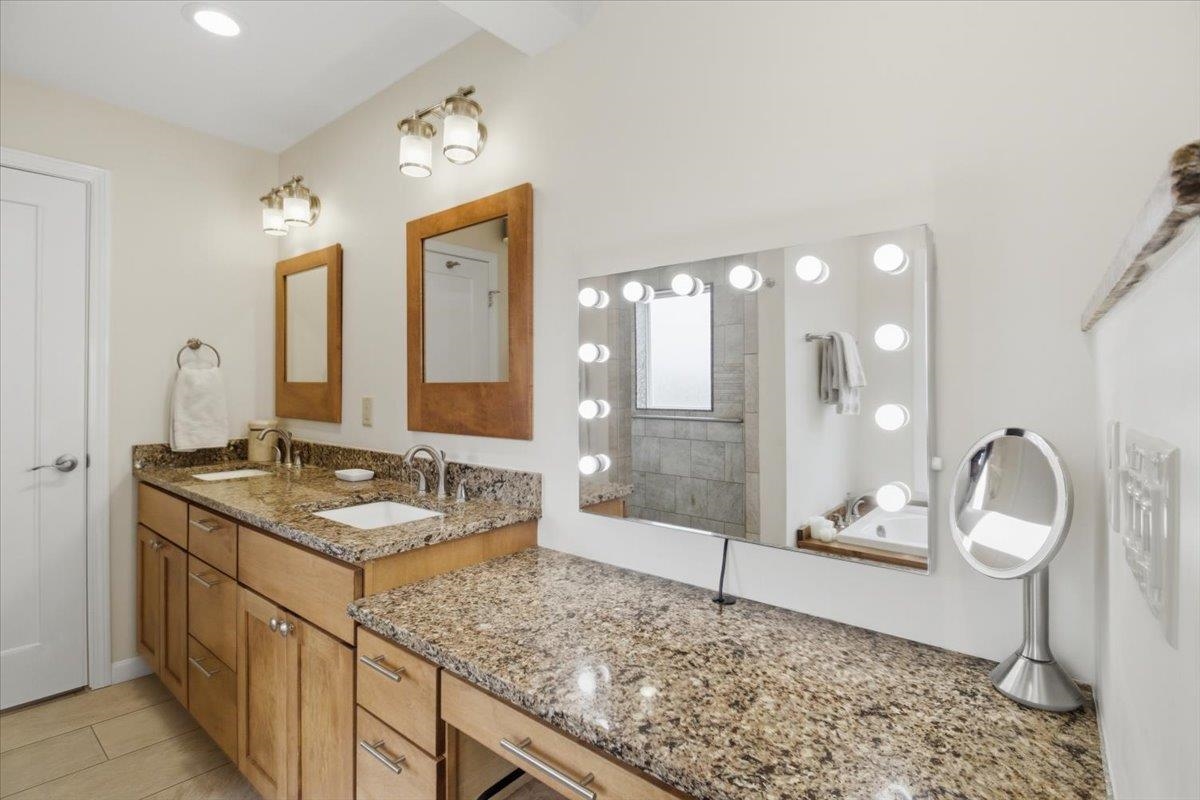 1629 North Mann Hill Road Property Photo 25