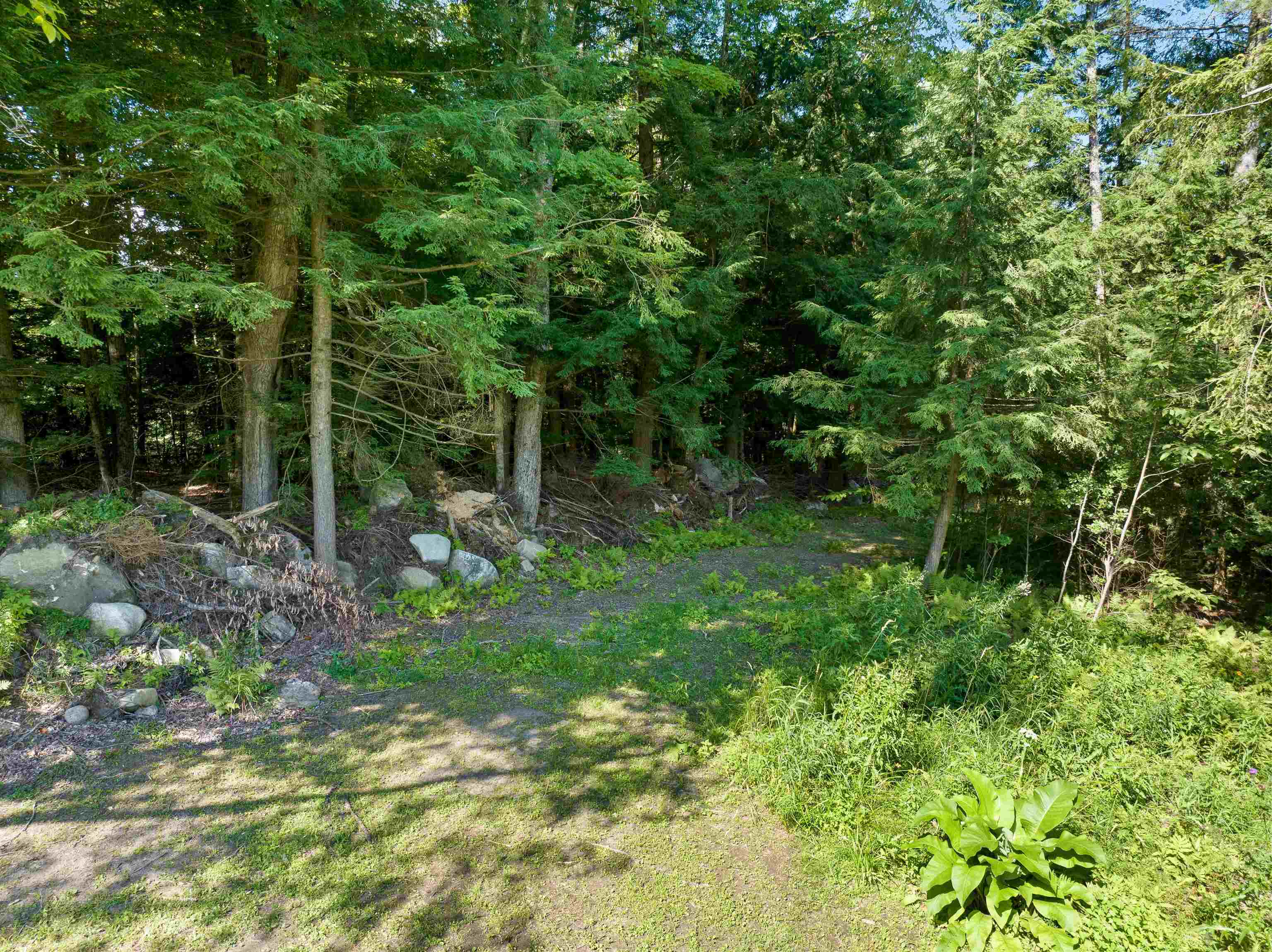 00 Middle Road Property Photo 11