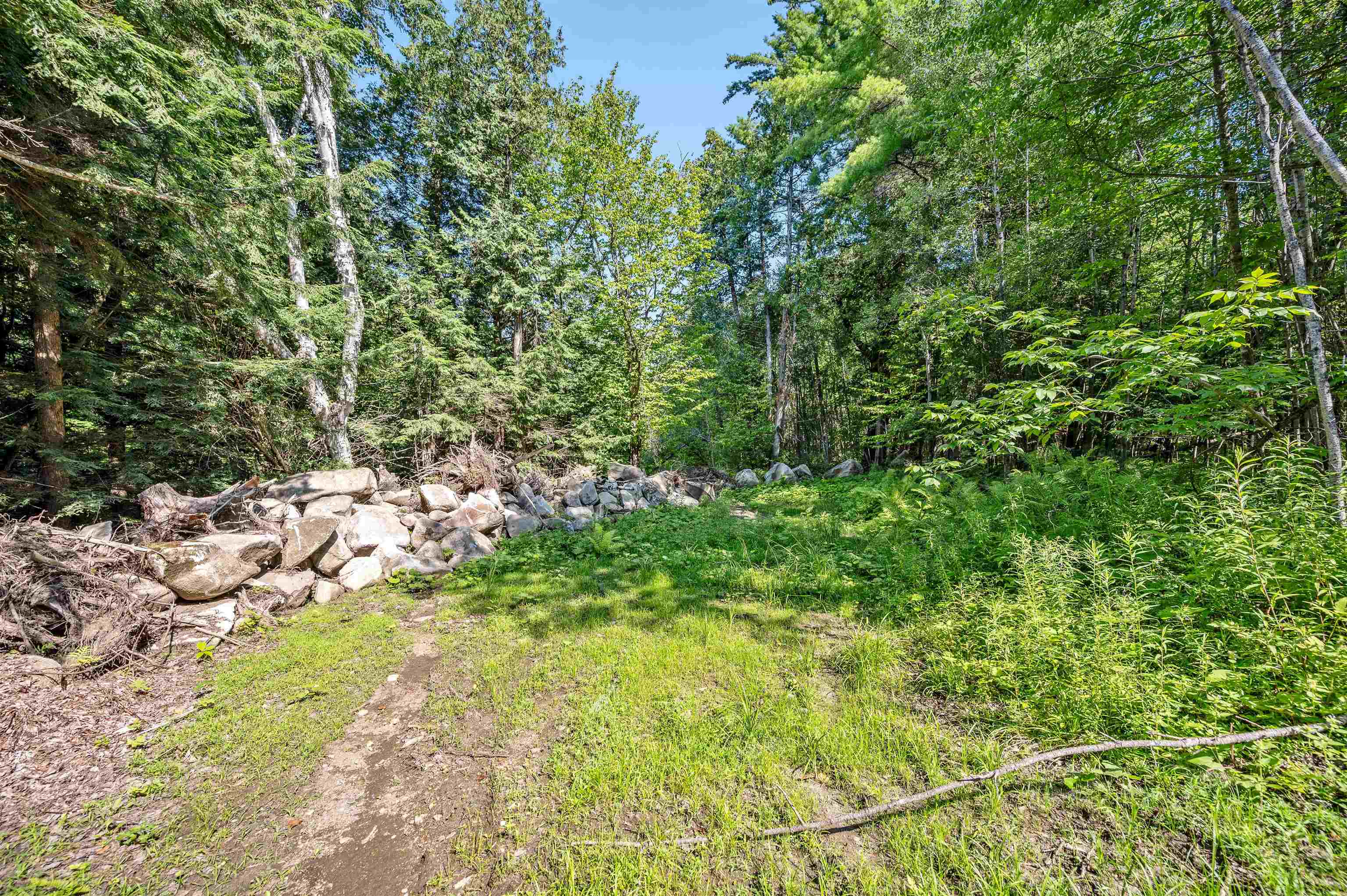 00 Middle Road Property Photo 25