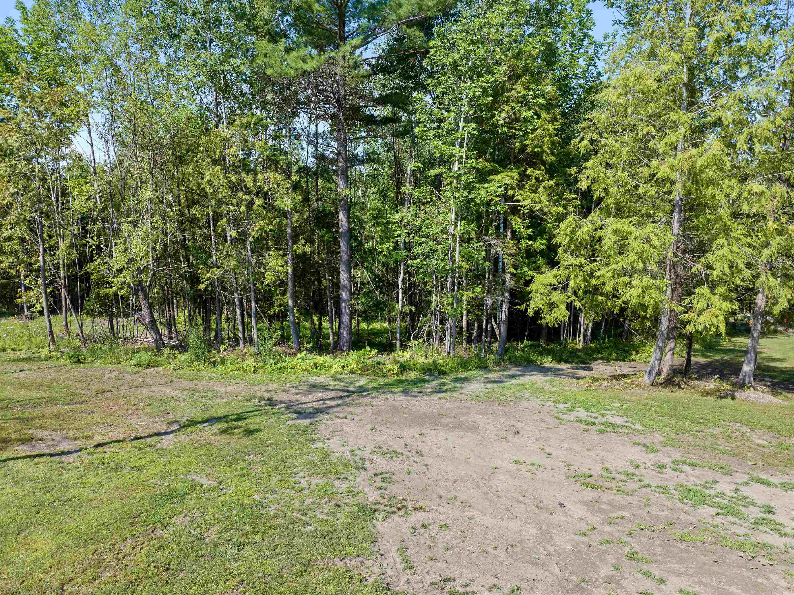 00 Middle Road Property Photo 27