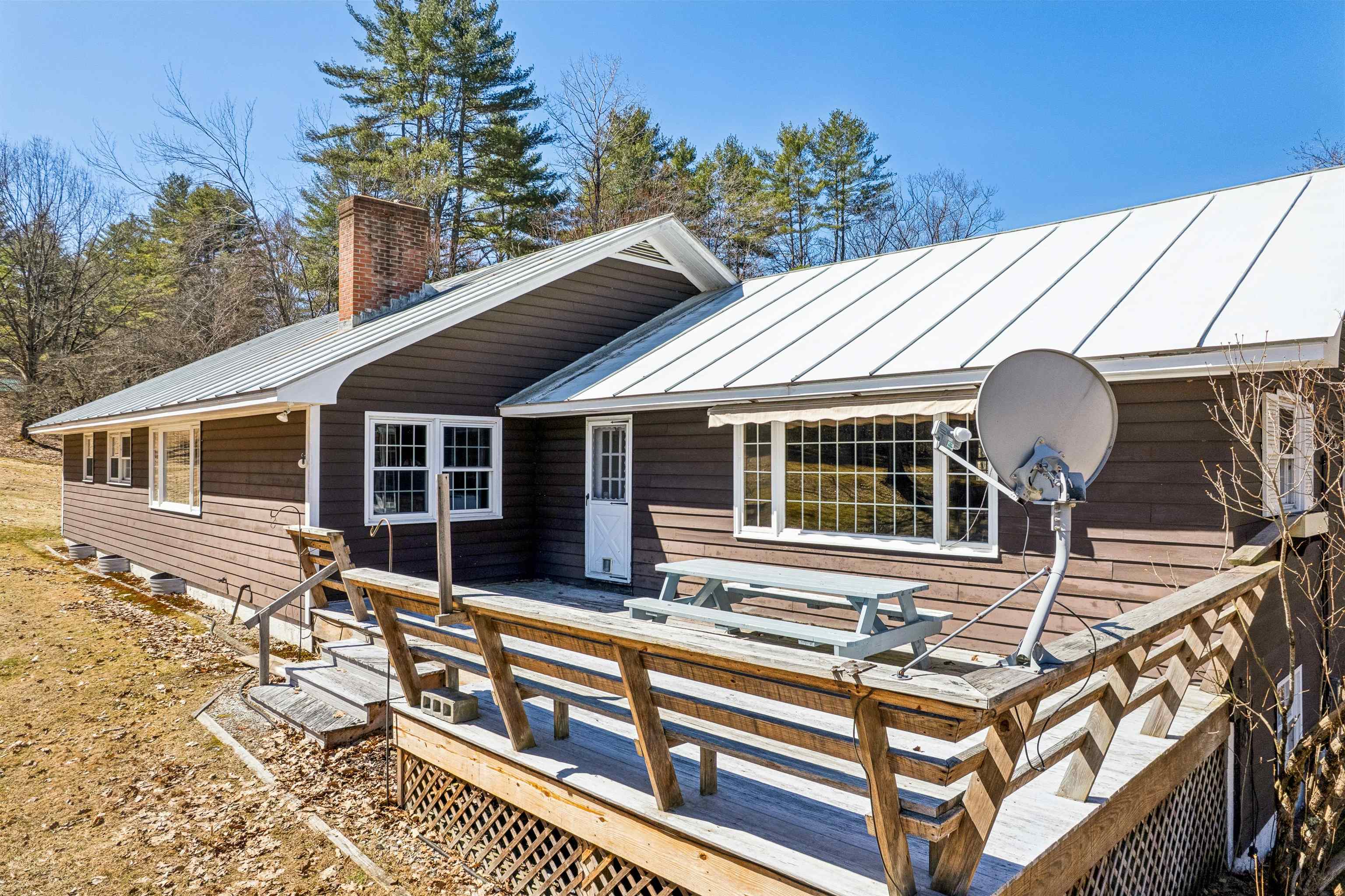 567 Churchill Road Property Photo 4