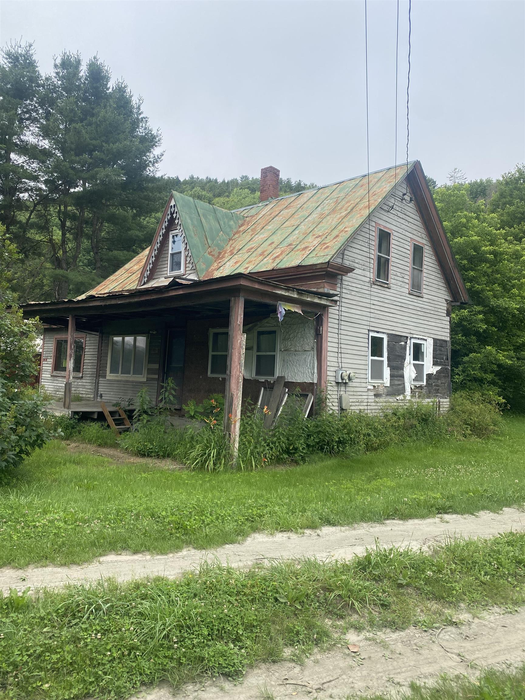 136 Store Hill Road Property Photo 1