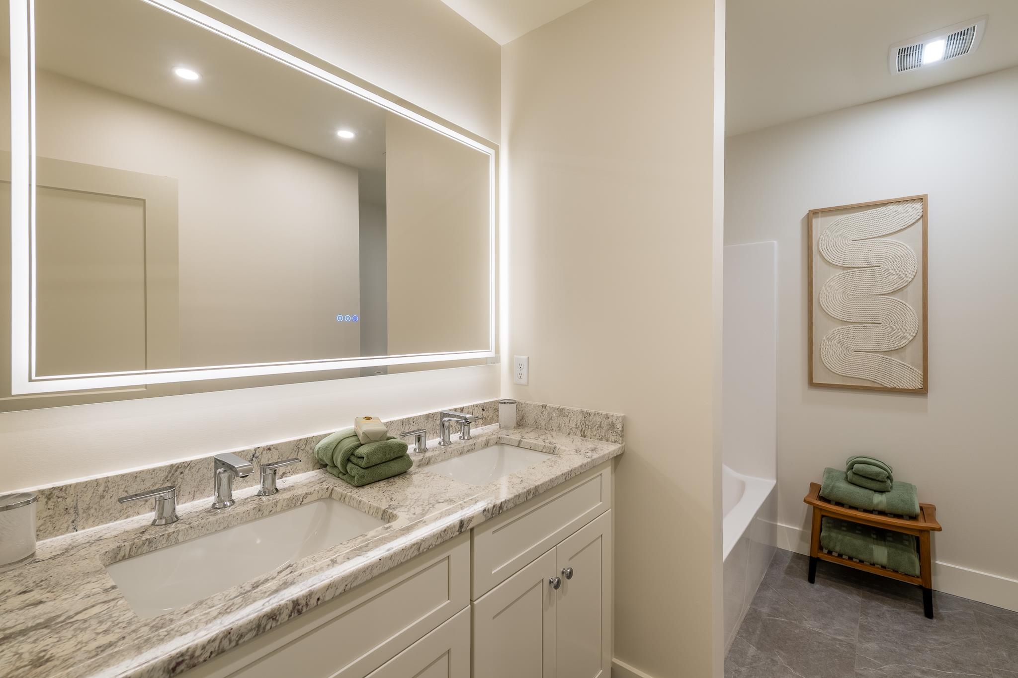 60 White Oaks Road Property Photo 38