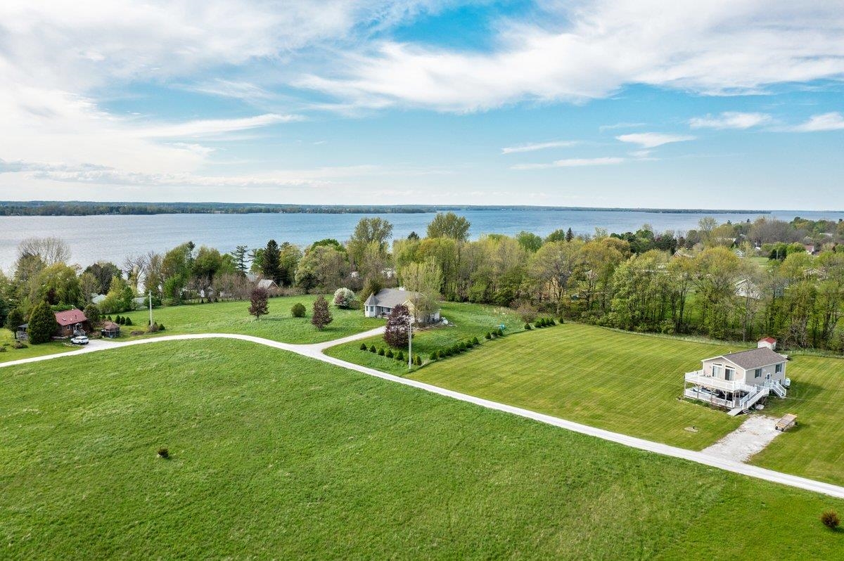 1a Sunset View Lane Property Photo 1