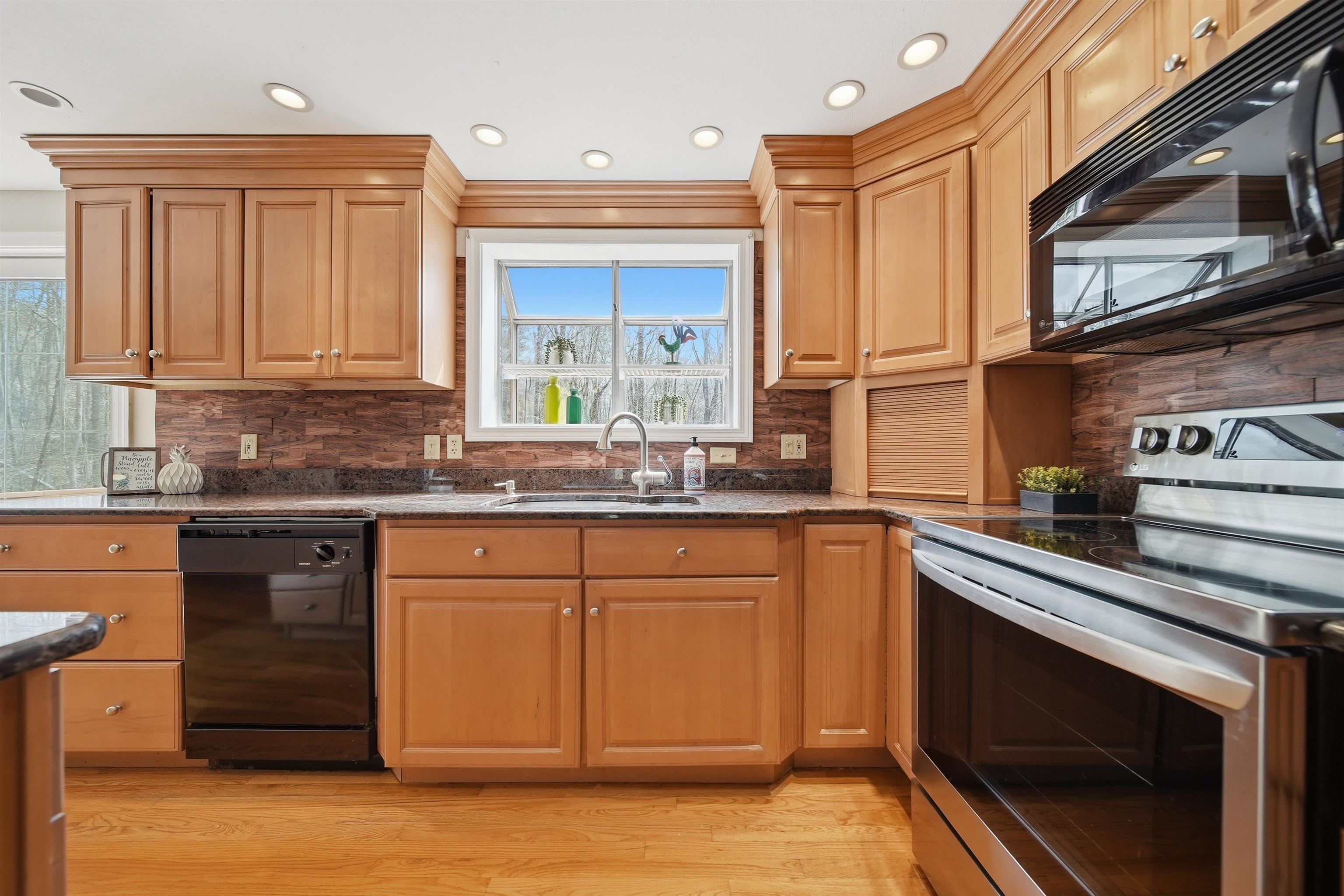 57 Greyrock Road Property Photo 12