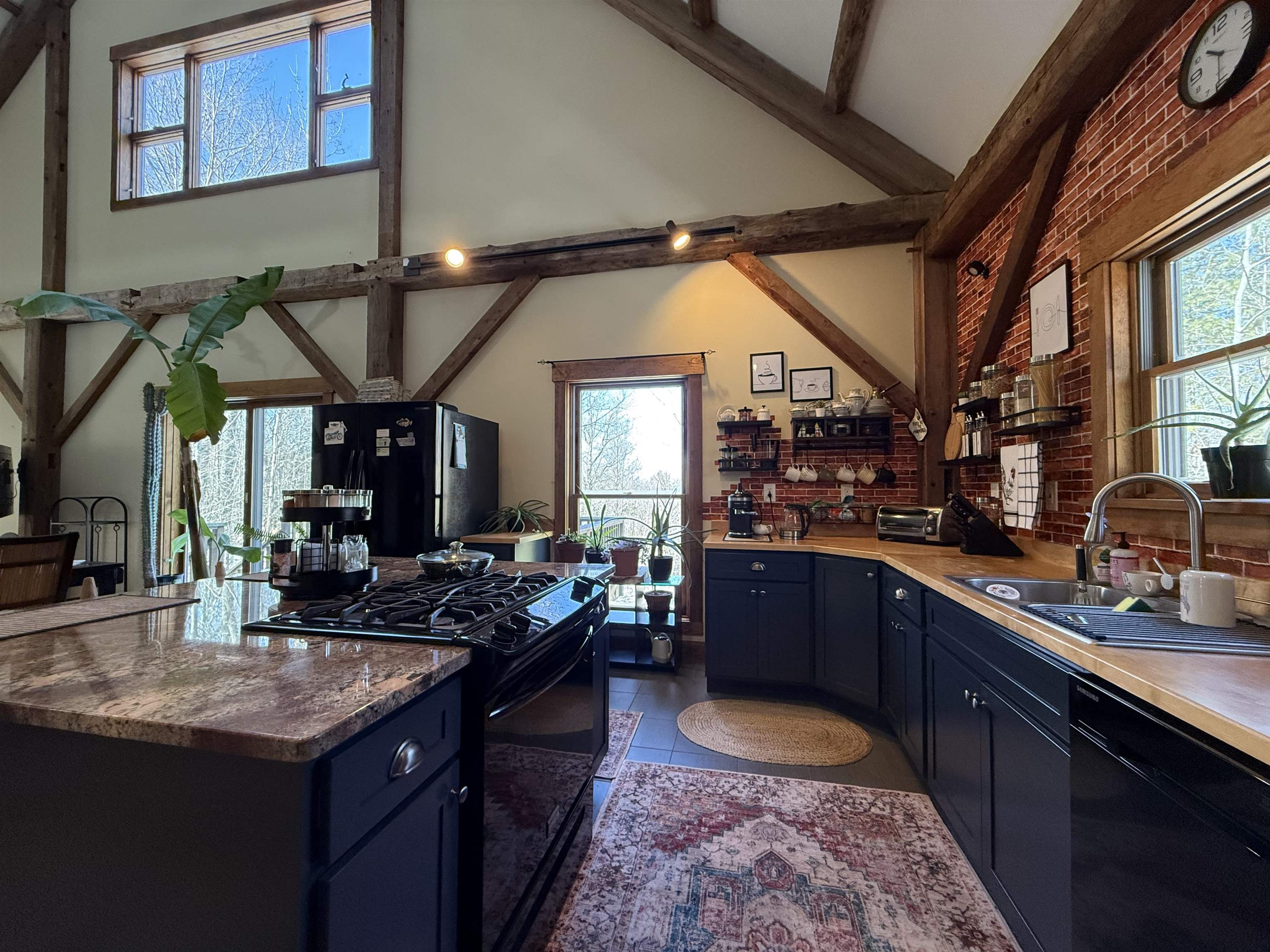 77 Williams Road Property Photo 17