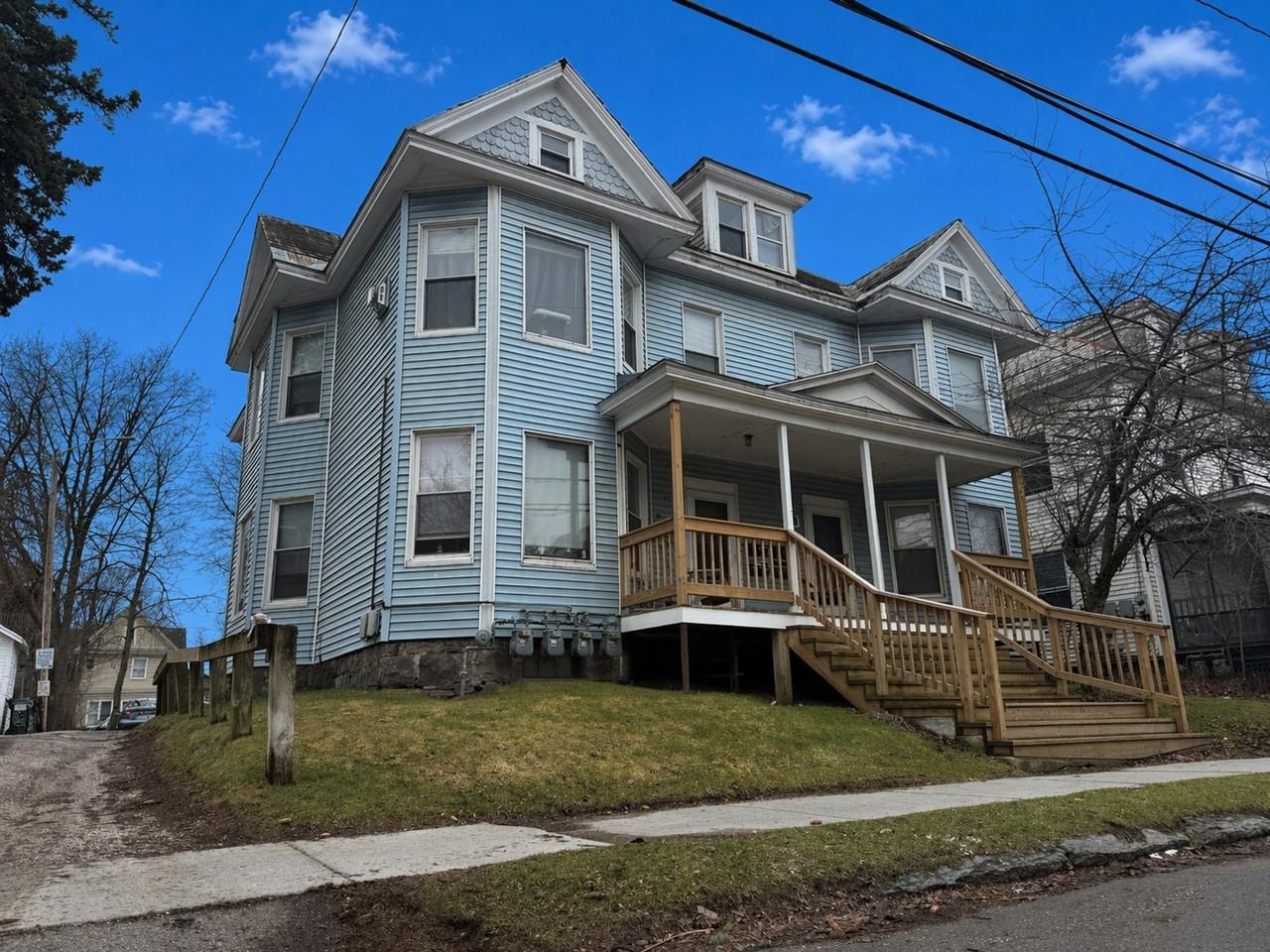 31-33 Hickok Place Property Photo 1