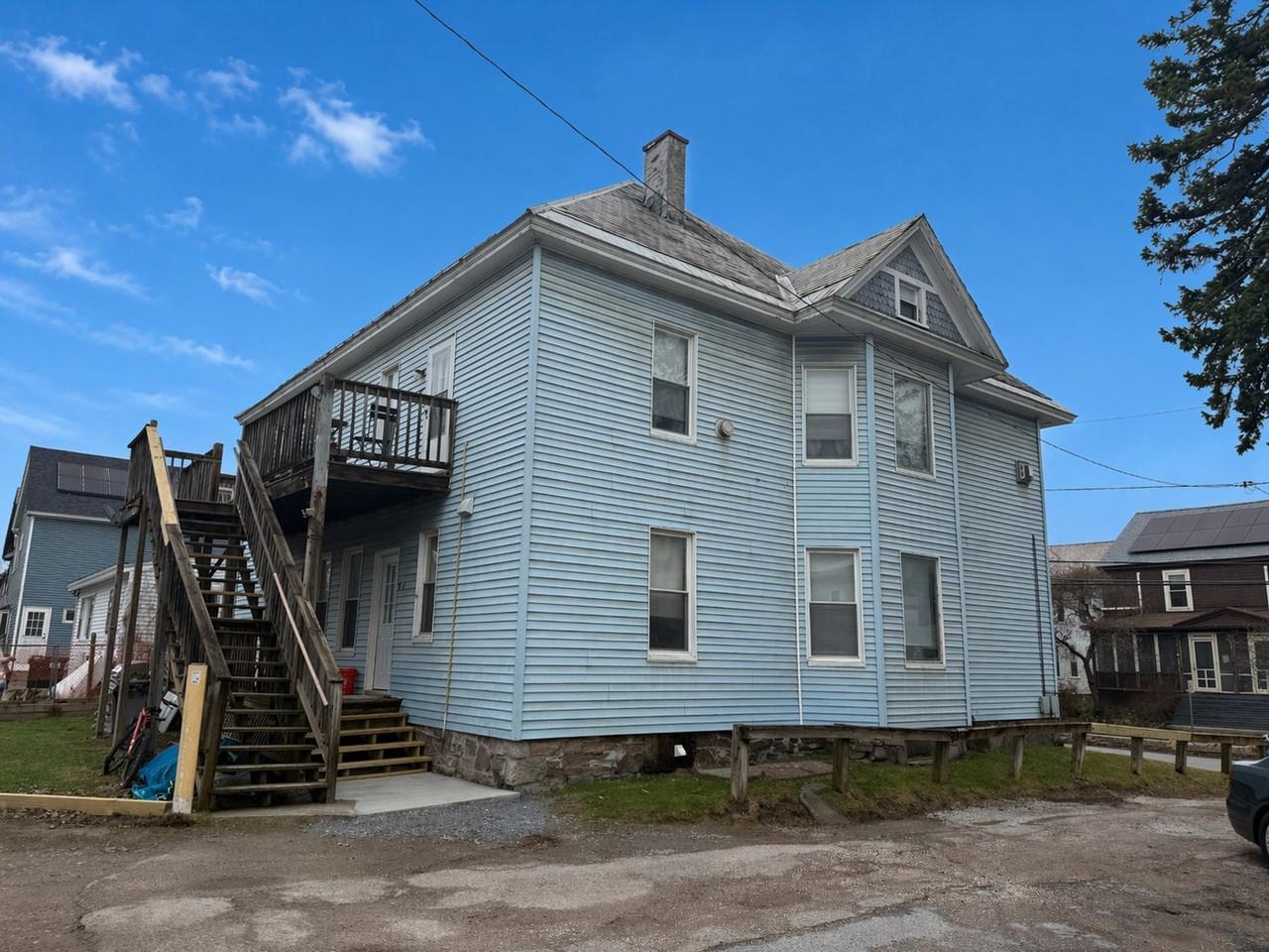 31-33 Hickok Place Property Photo 20