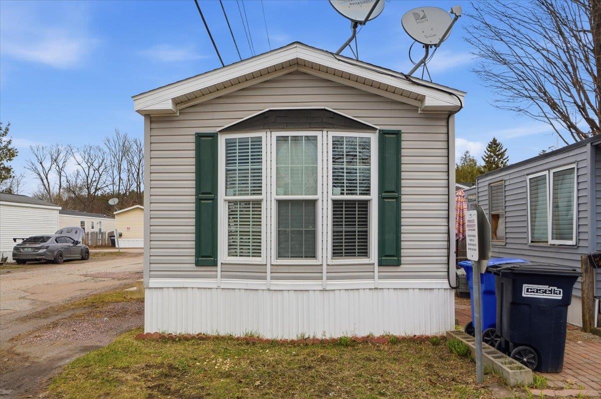 18 Avenue A Property Photo 2