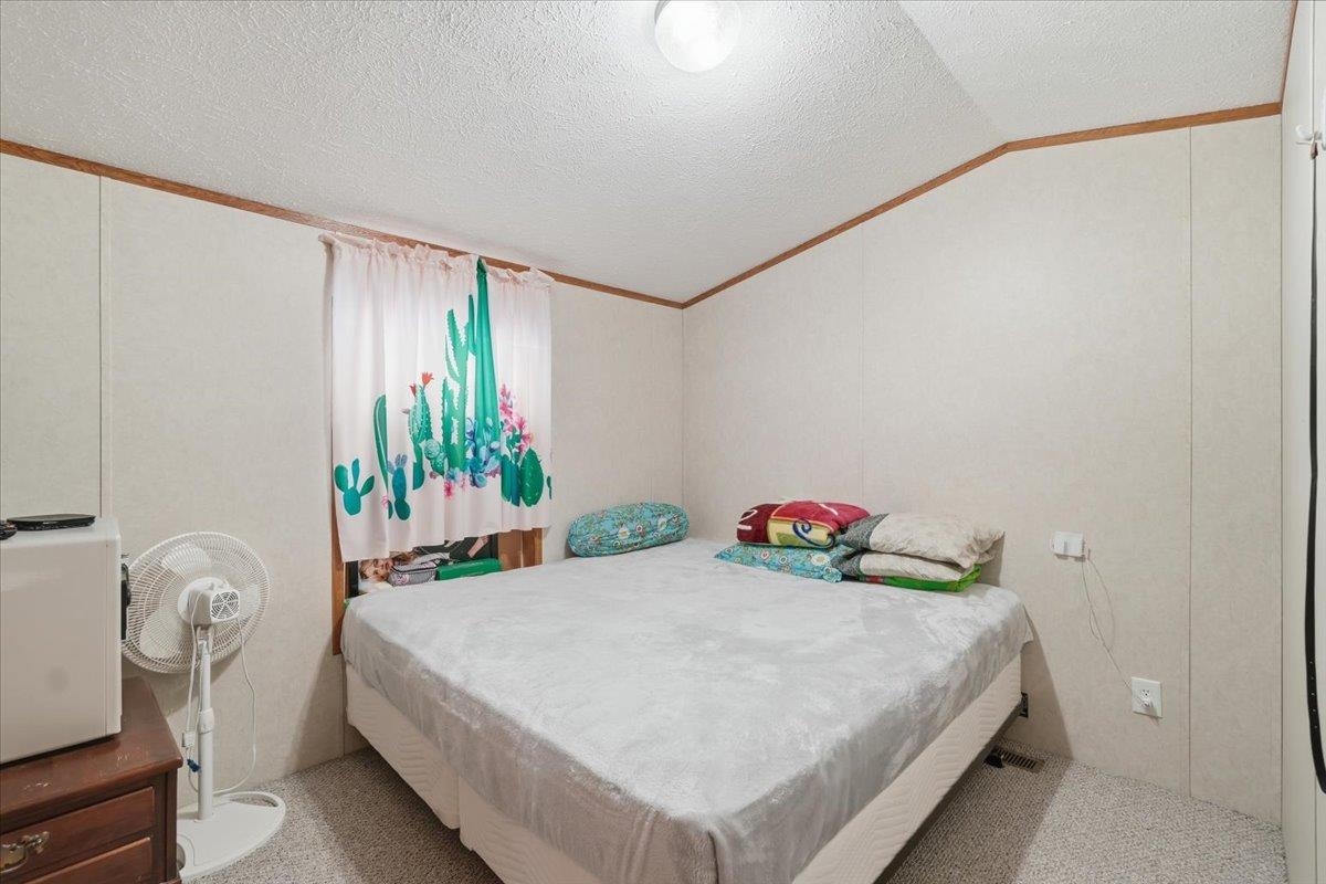 18 Avenue A Property Photo 12