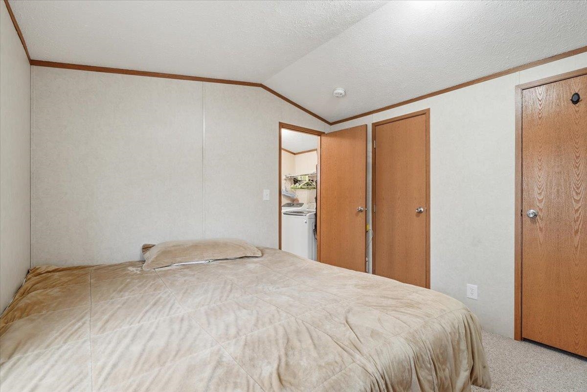 18 Avenue A Property Photo 18