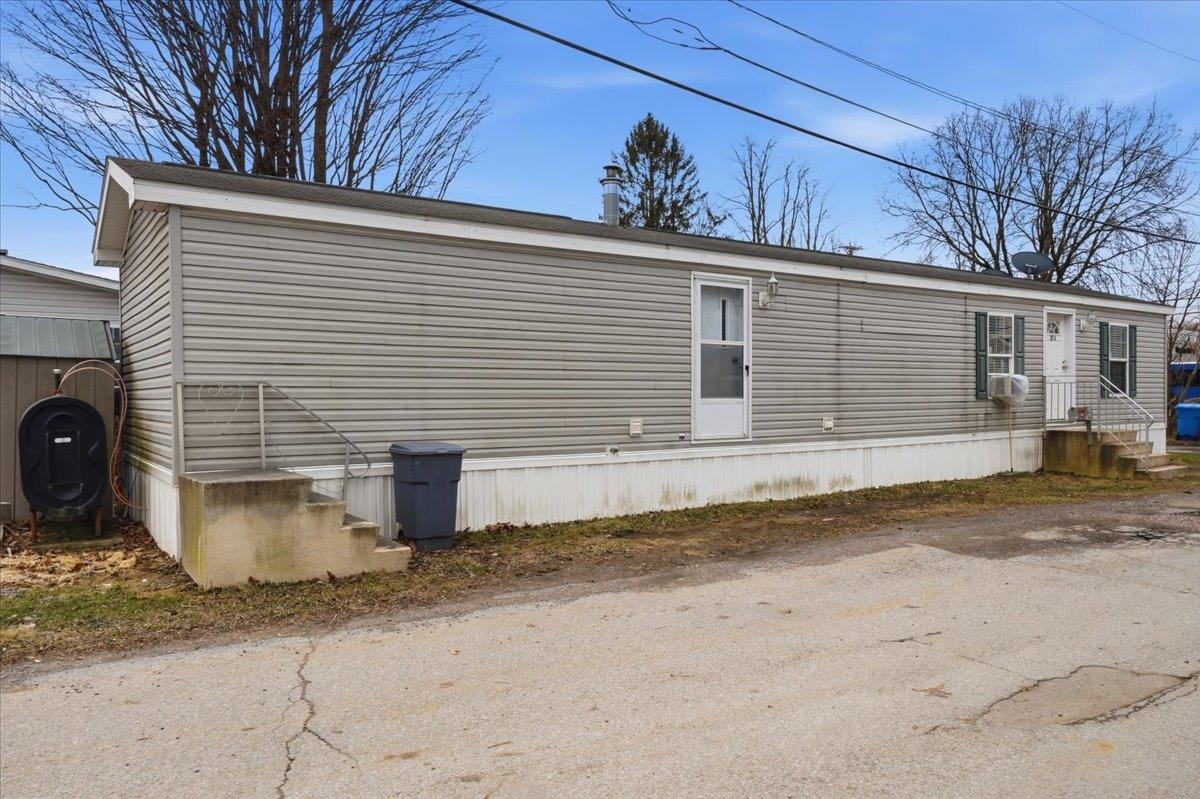 18 Avenue A Property Photo 23