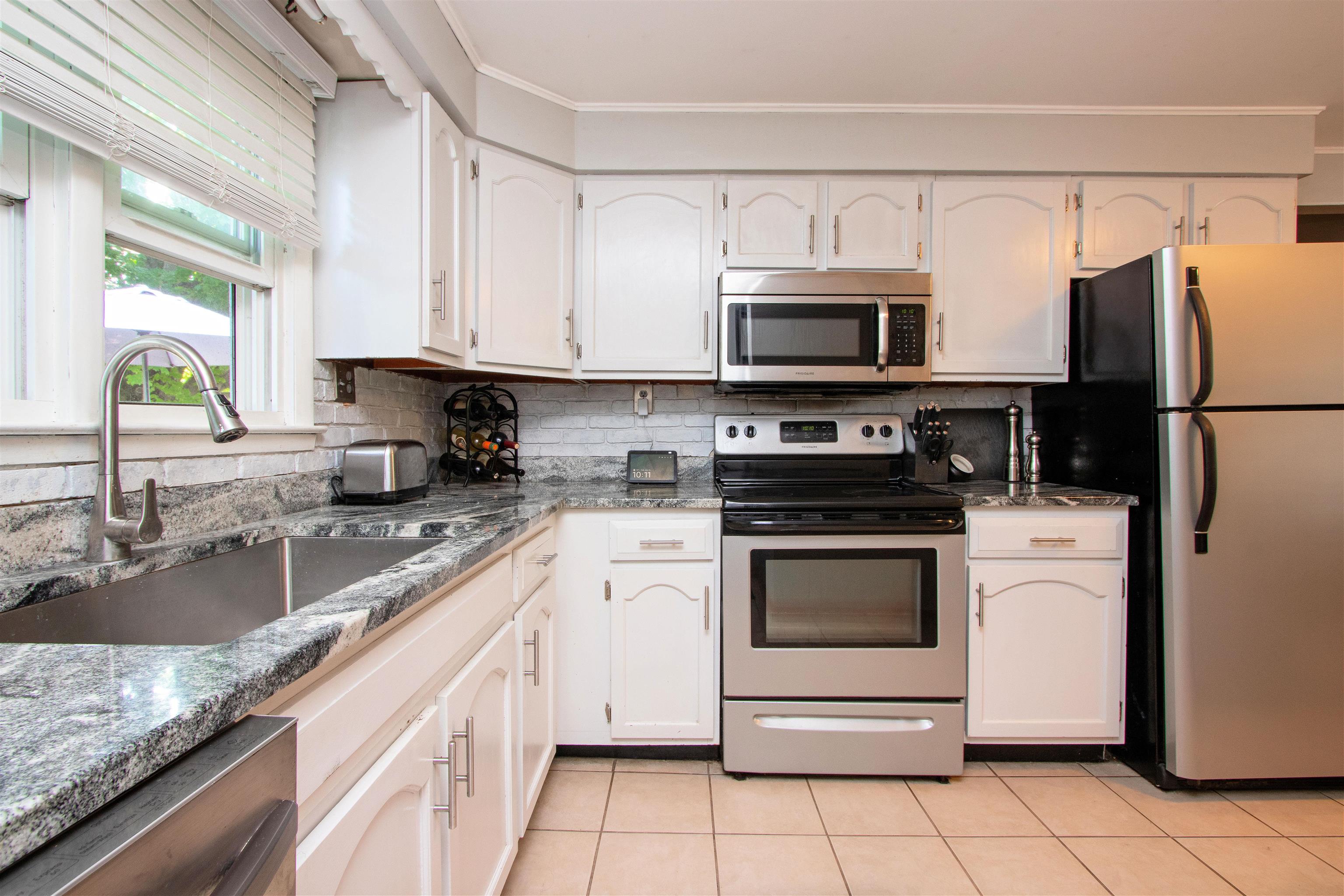 411 Concord Avenue Property Photo 6