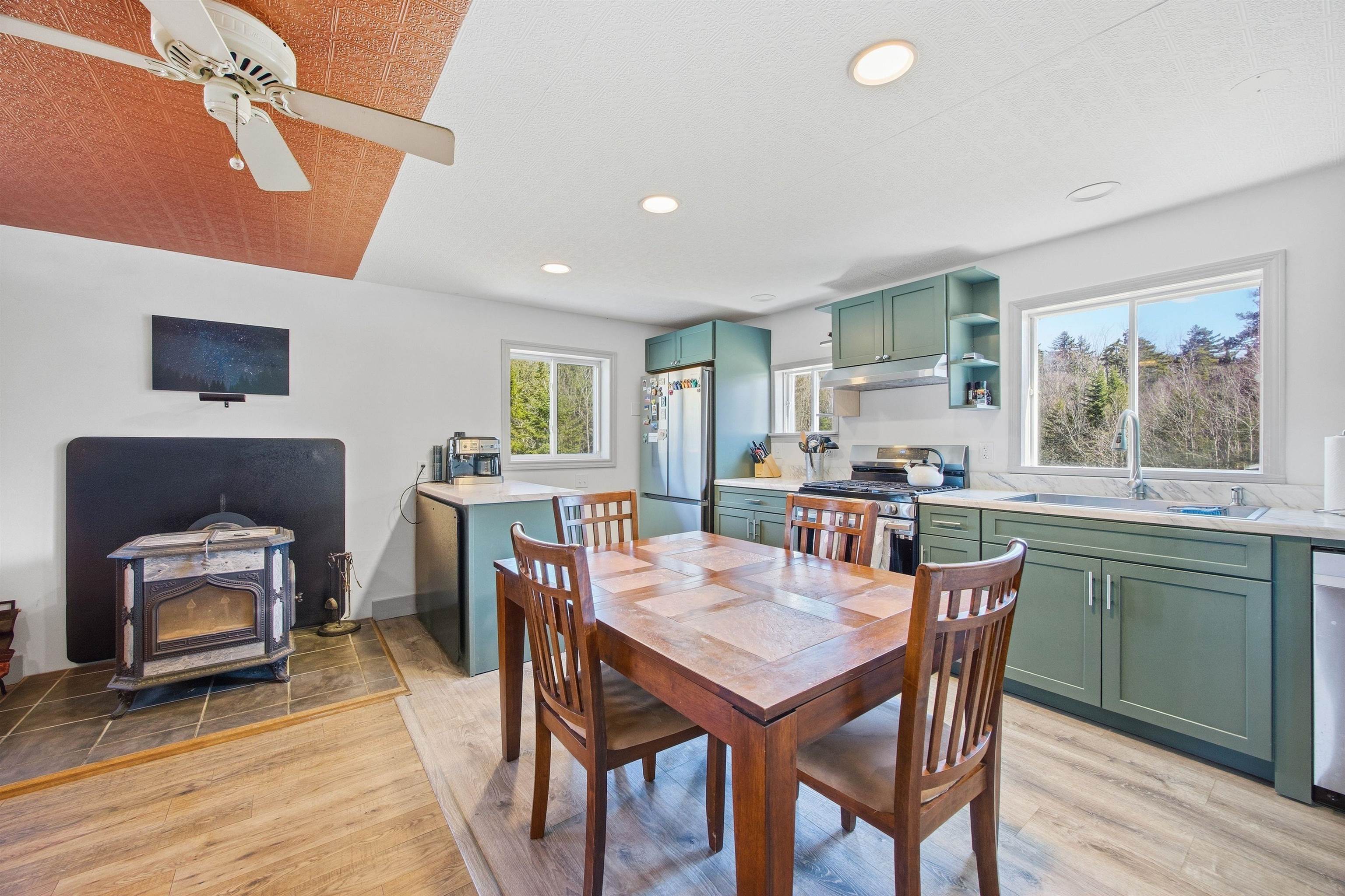 3190 Granby Road Property Photo 11