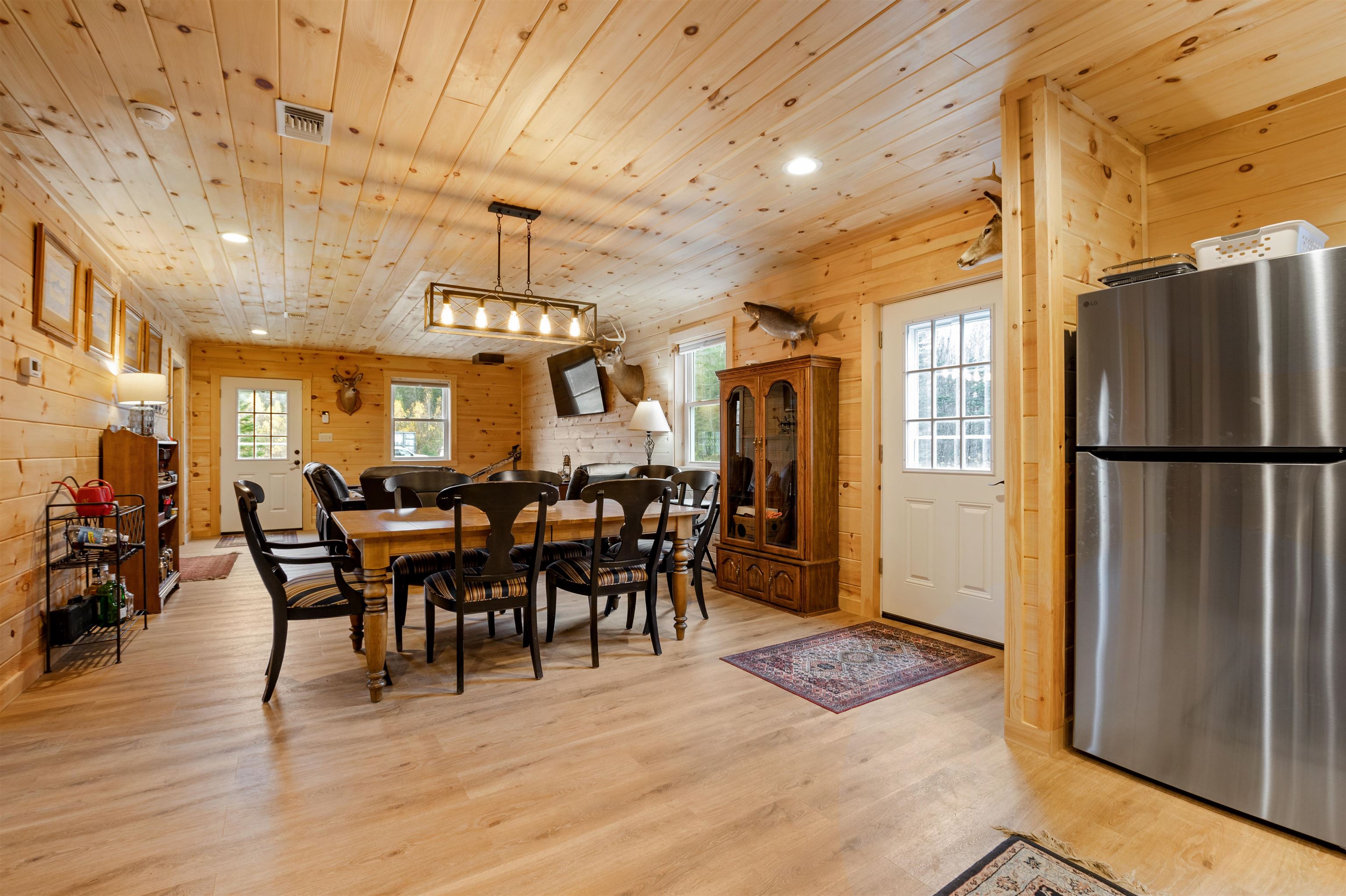 130 Poisson Drive Property Photo 10