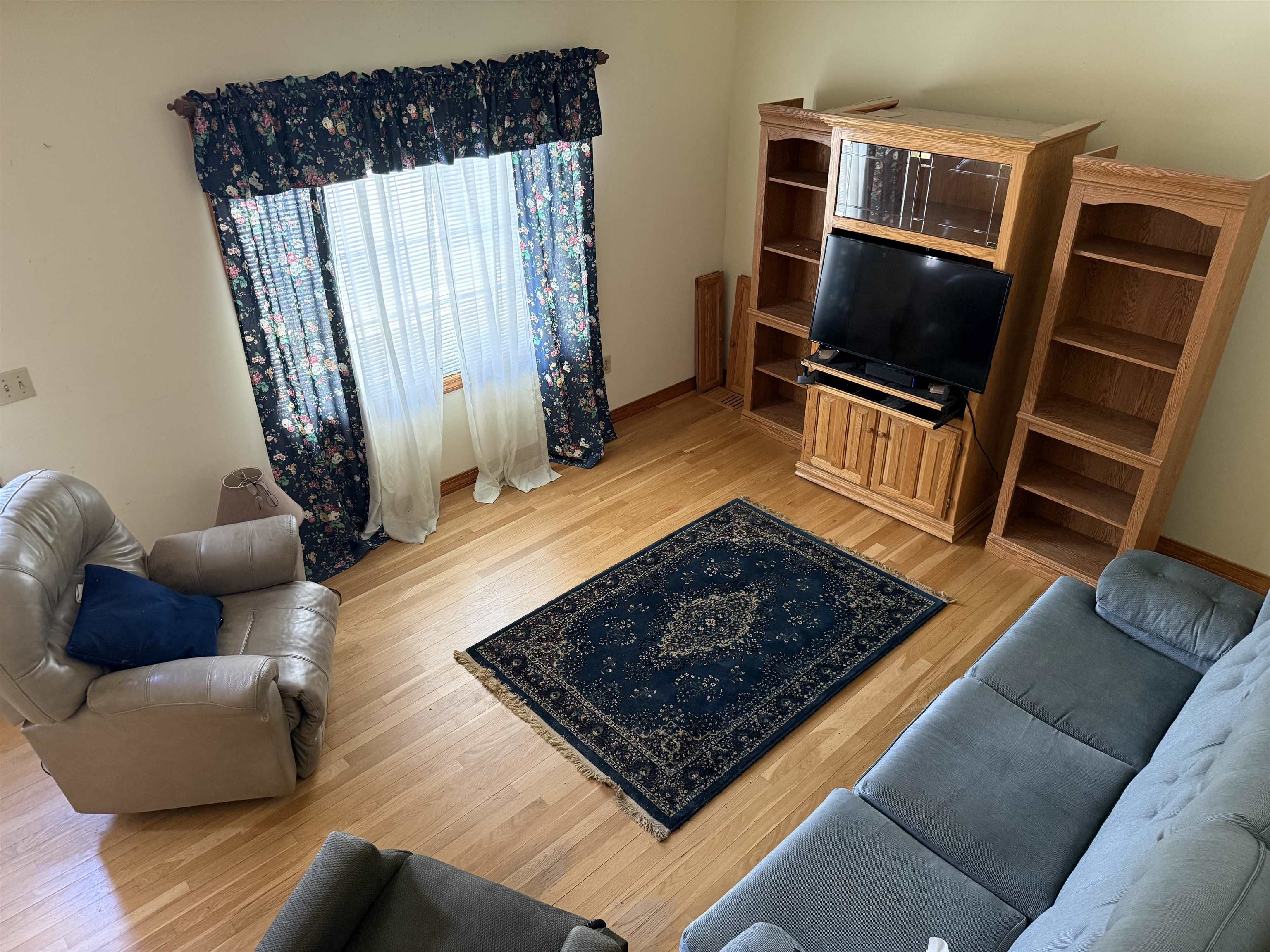 175 Pleasant Valley Road Property Photo 7