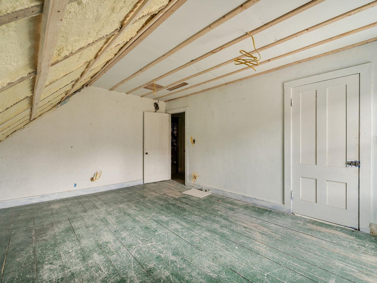 81 East River Road Property Photo 41
