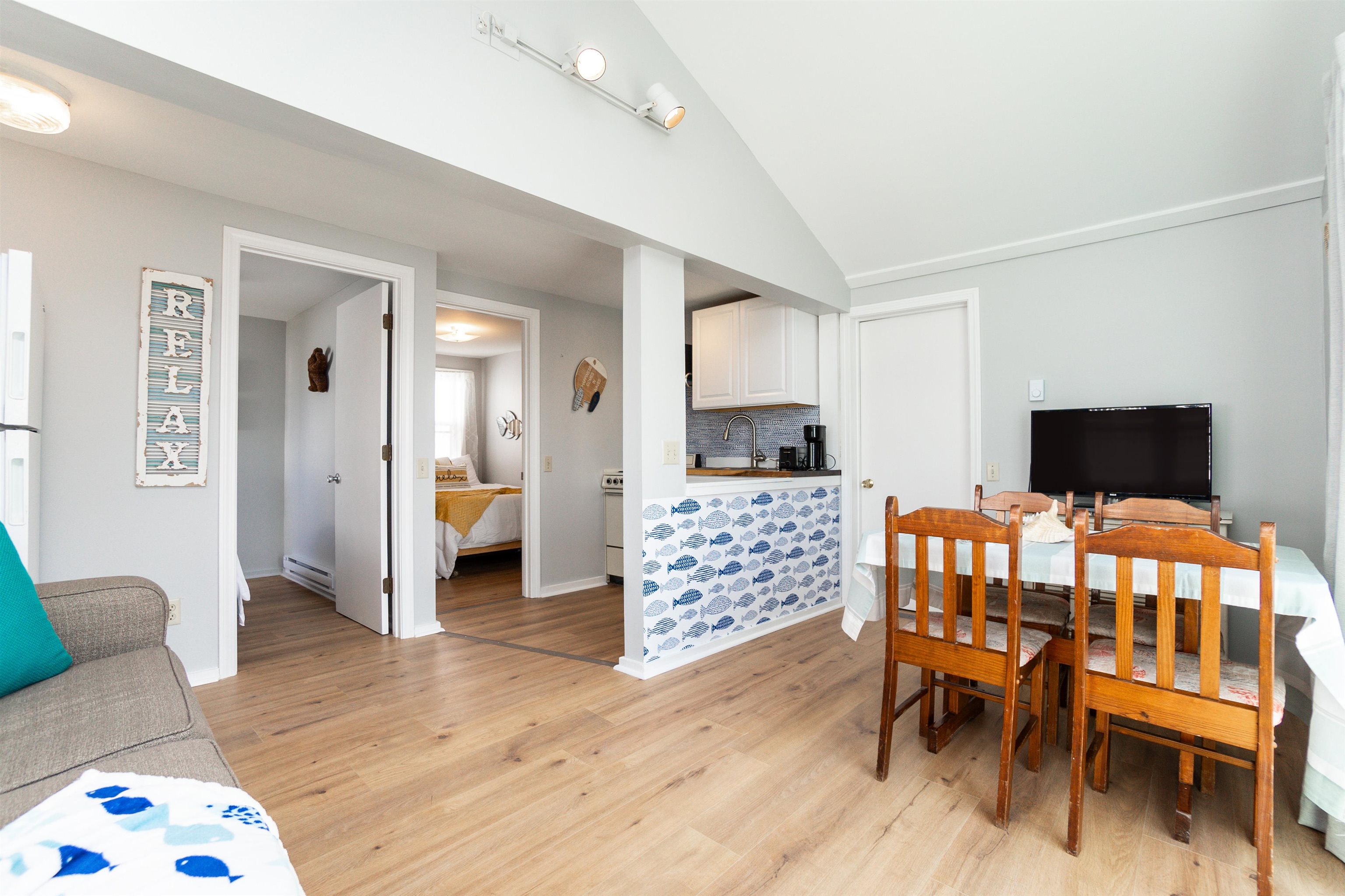 401a Ocean Boulevard Property Photo 5