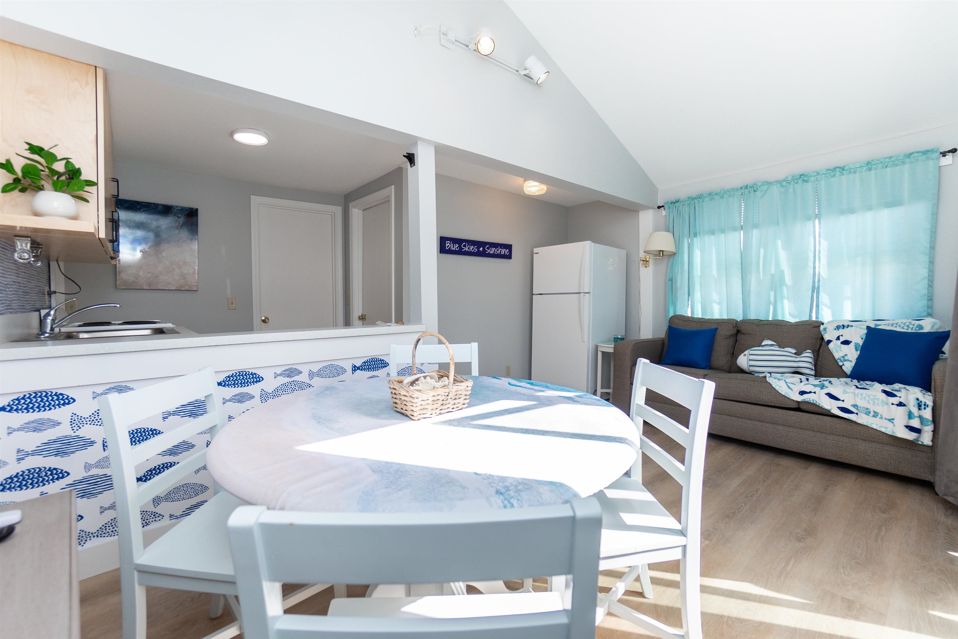 401a Ocean Boulevard Property Photo 4
