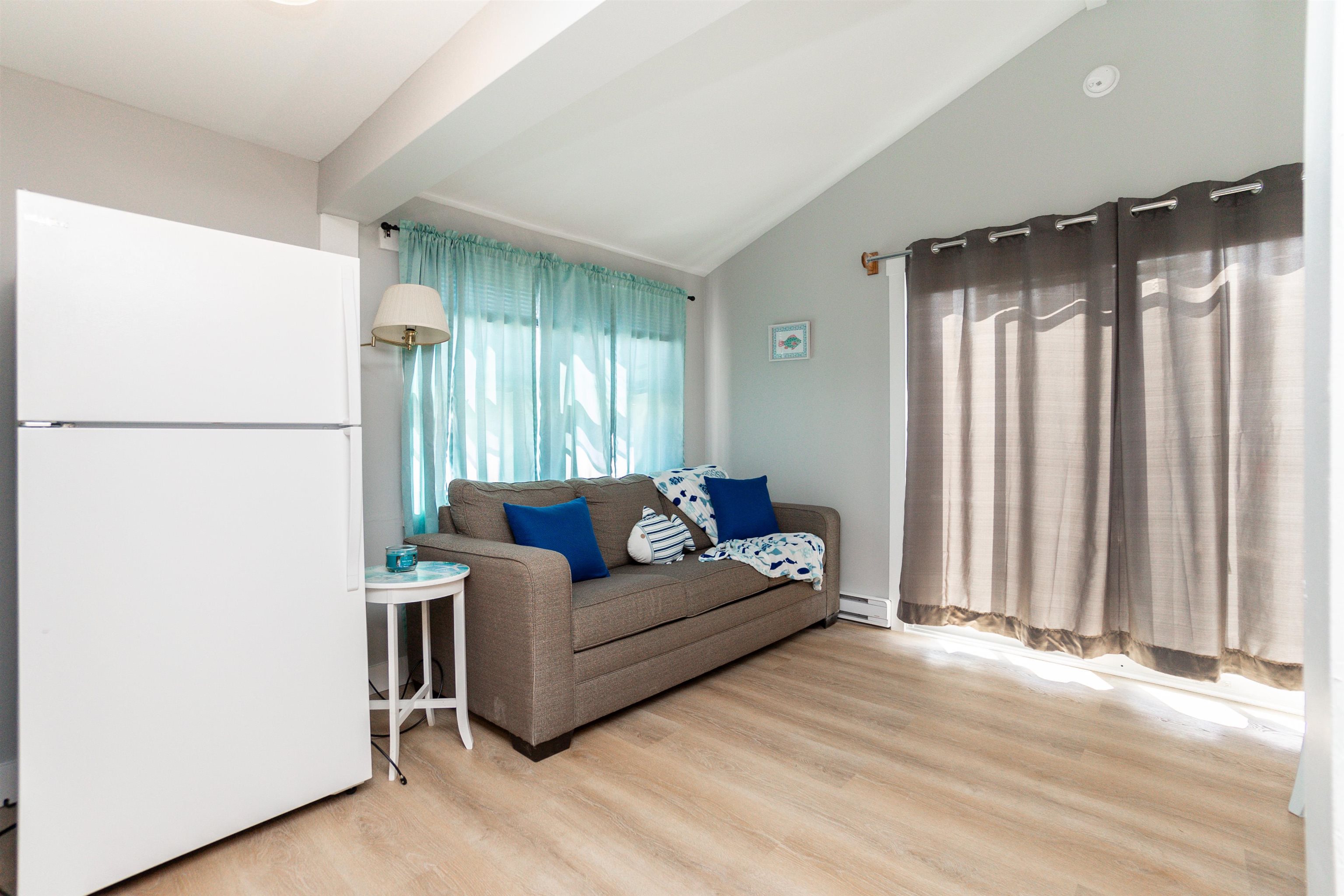 401a Ocean Boulevard Property Photo 5