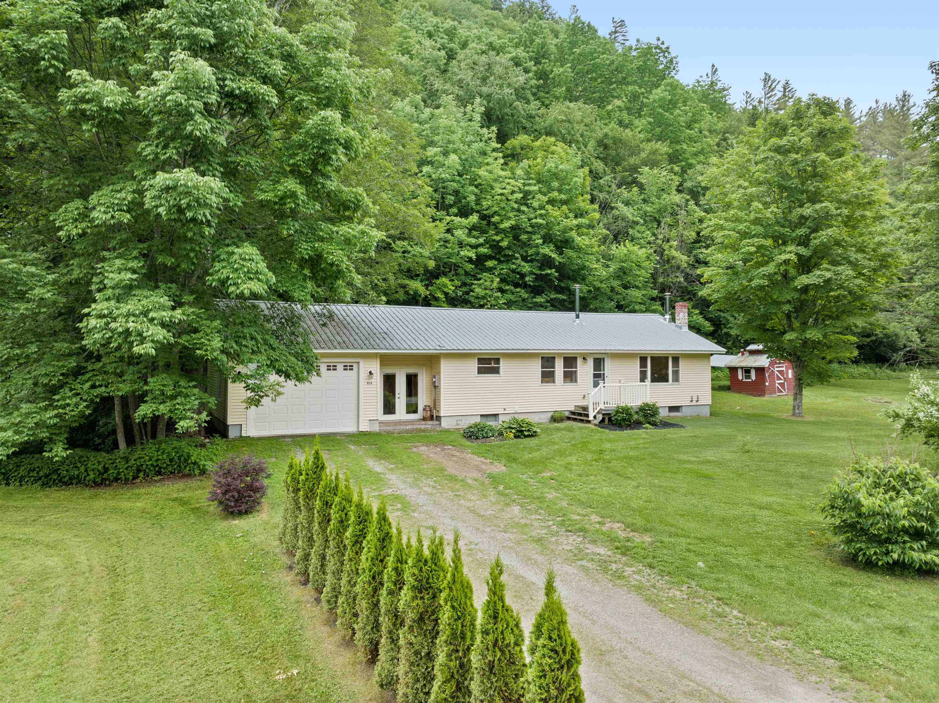919 Vt Route 100 South Property Photo 1