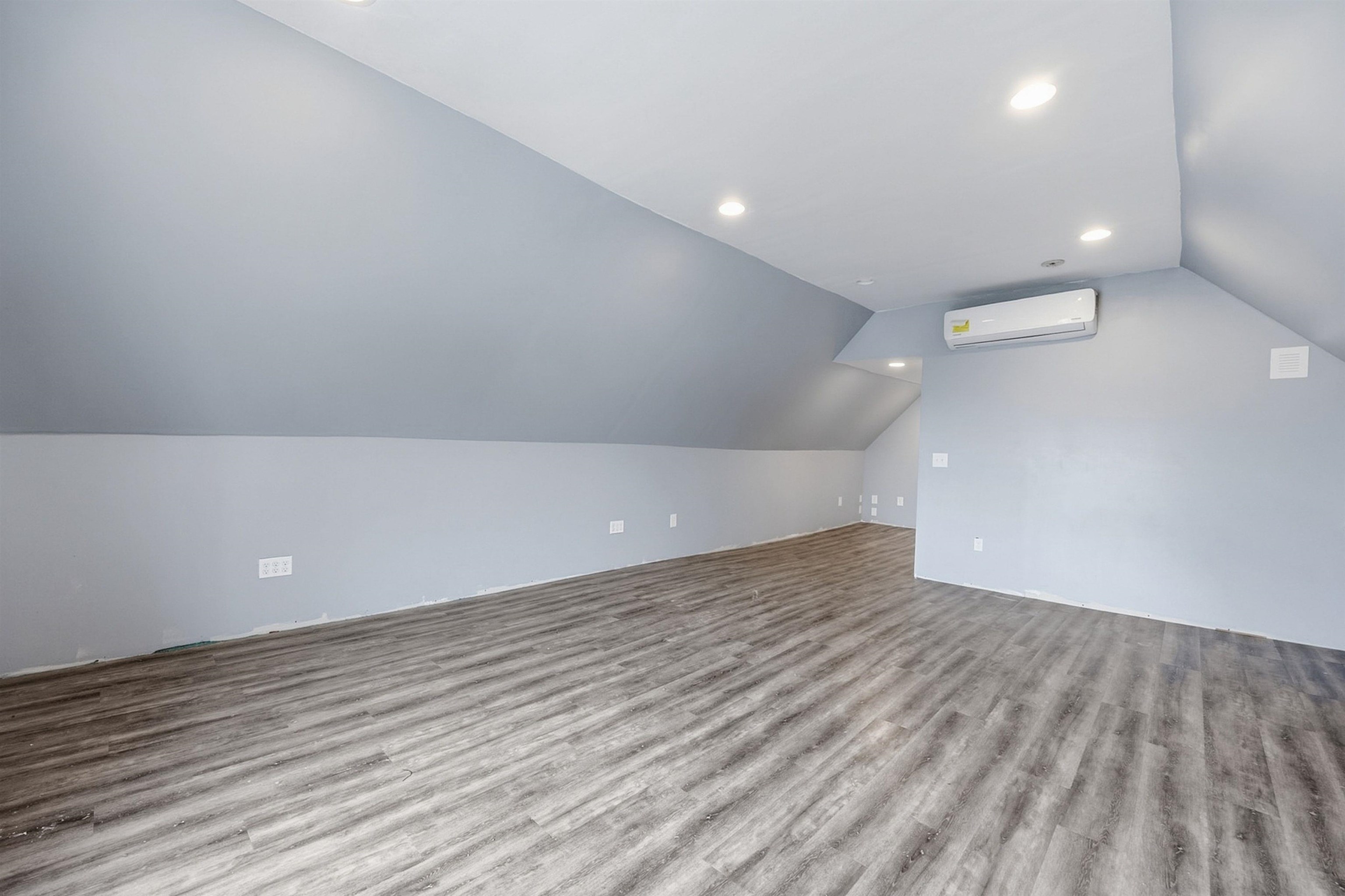 39 Highland Street Property Photo 45