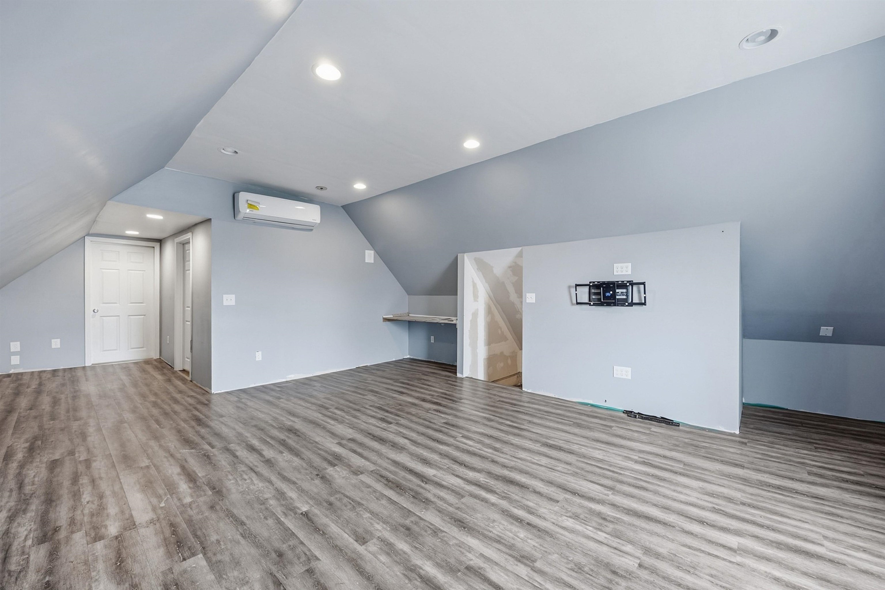 39 Highland Street Property Photo 53