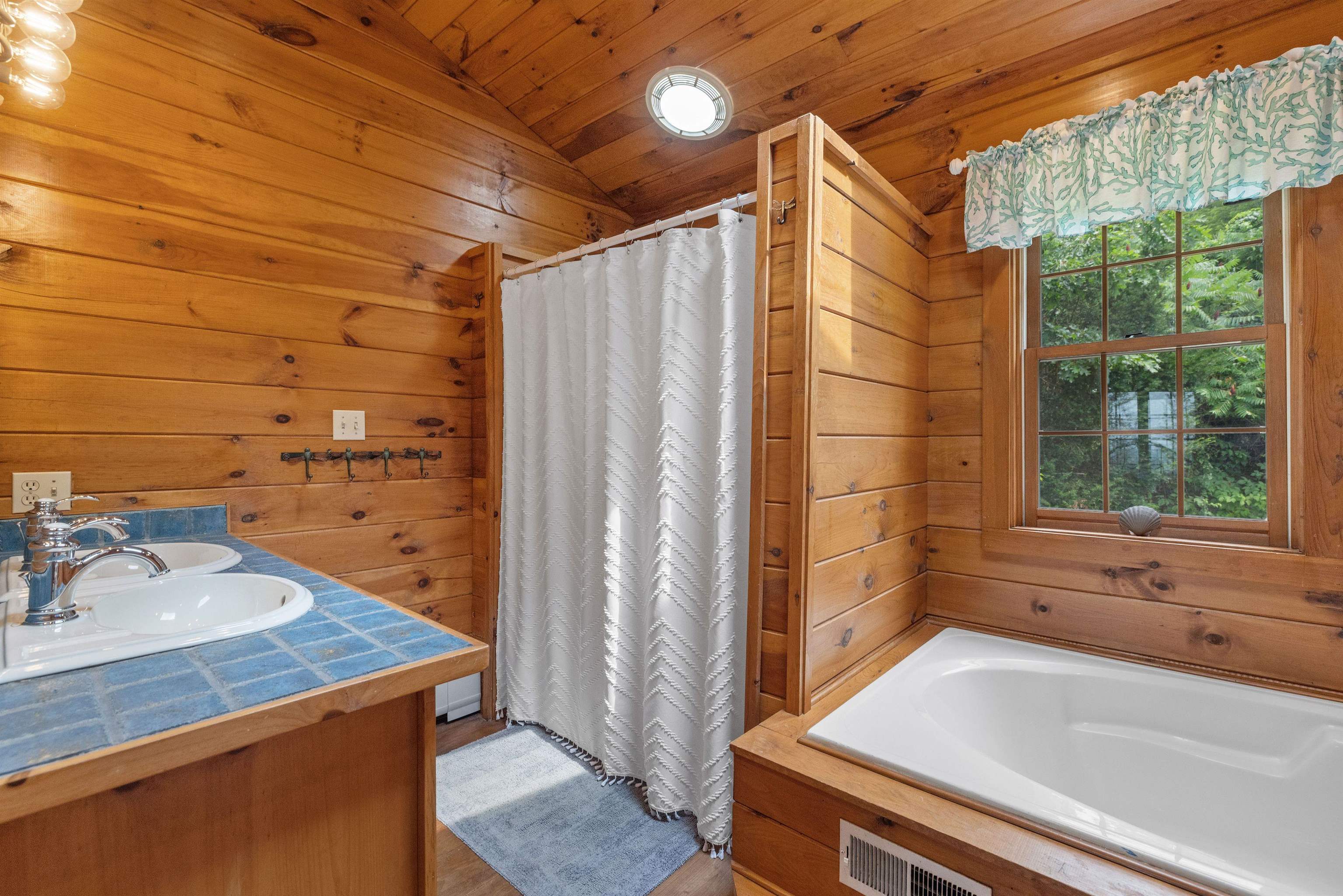 455 Carrie Avenue Property Photo 44