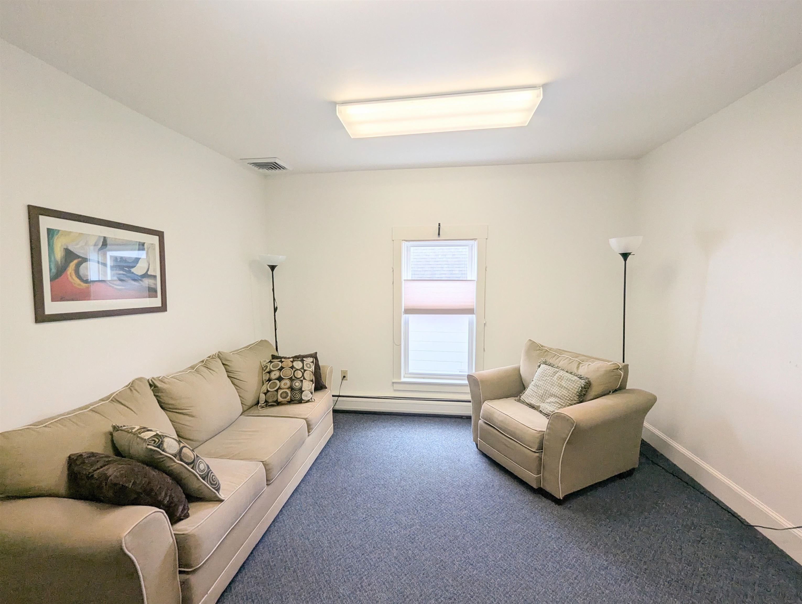 1097 Main Street Property Photo 5
