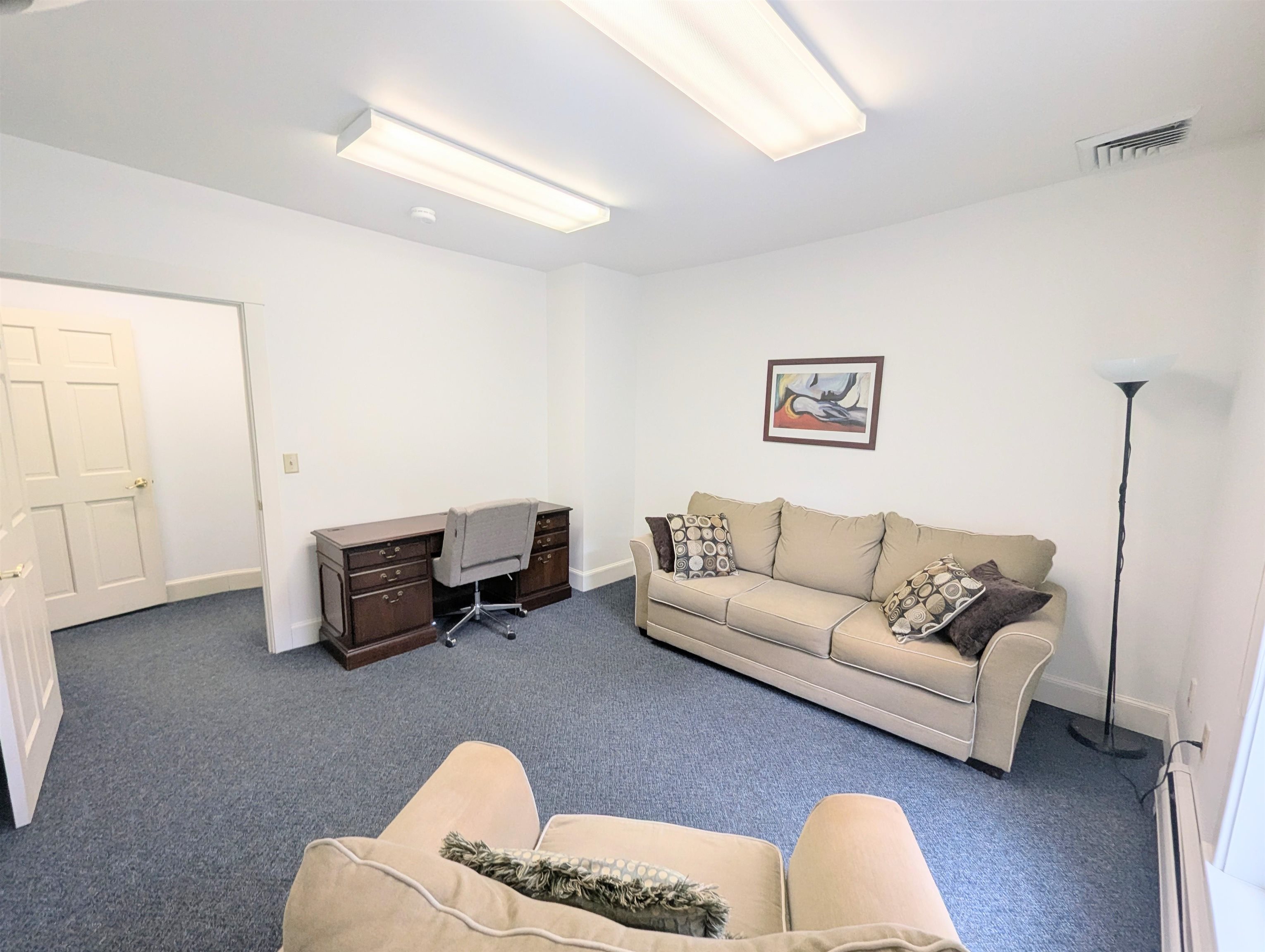 1097 Main Street Property Photo 7