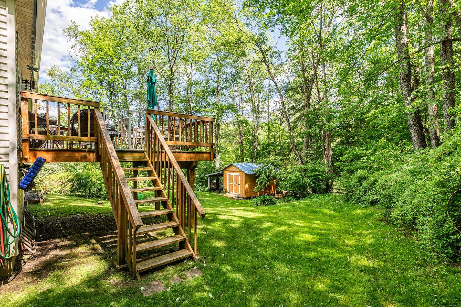 393 Morse Hill Road Property Photo 19