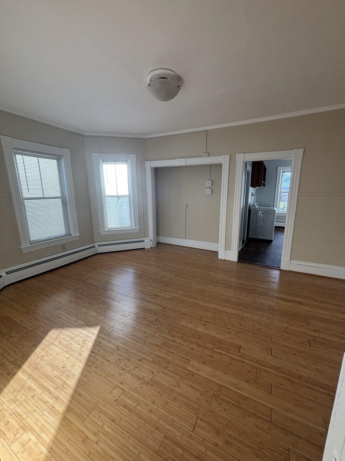 100 Ashland Street Property Photo 4