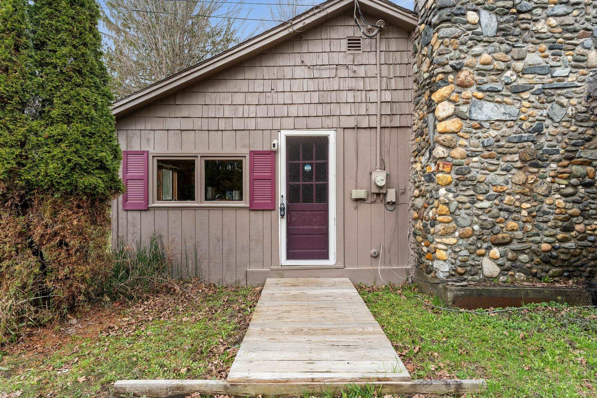205 Loomis Hill Road Property Photo 2
