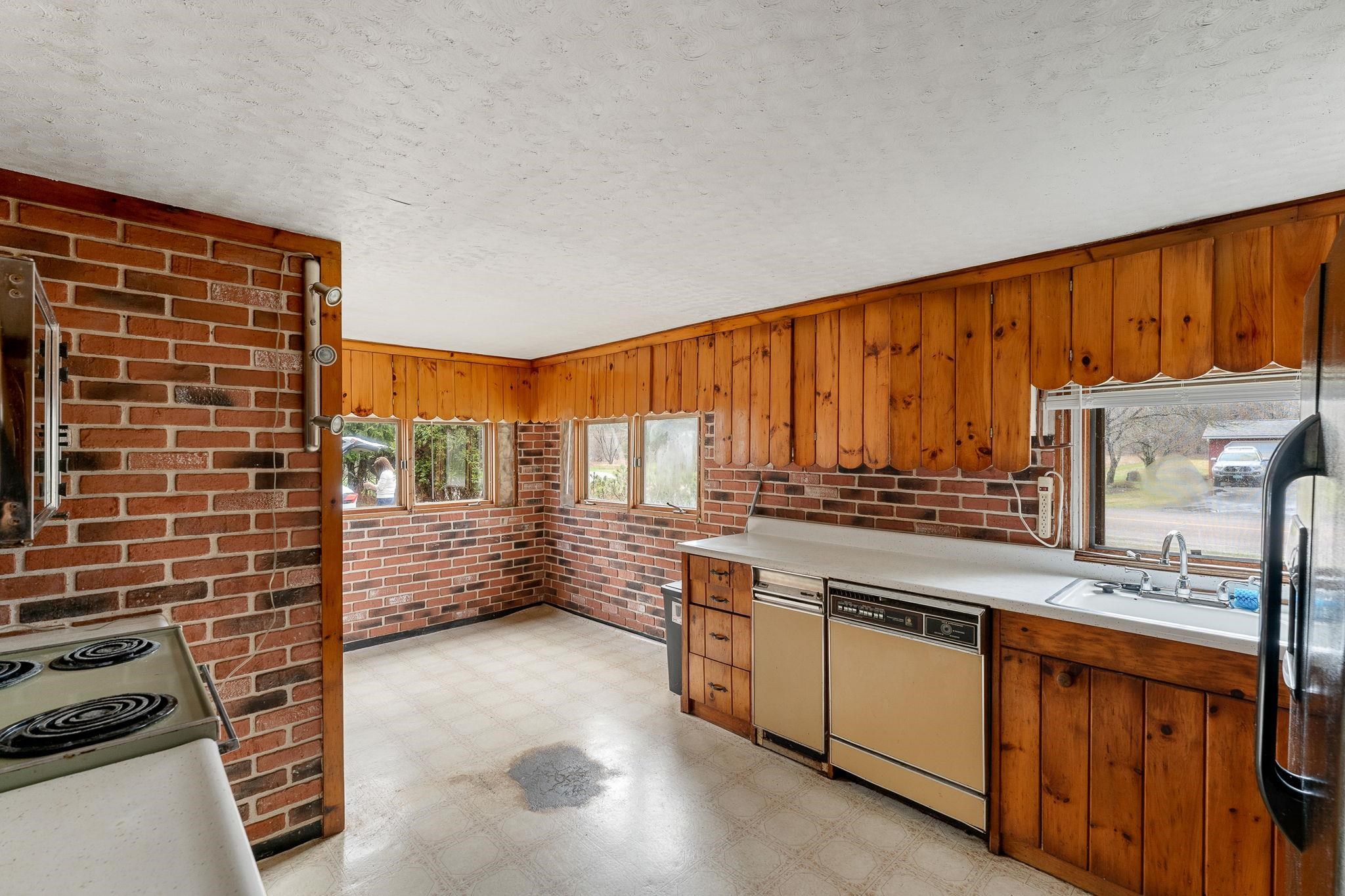 205 Loomis Hill Road Property Photo 6