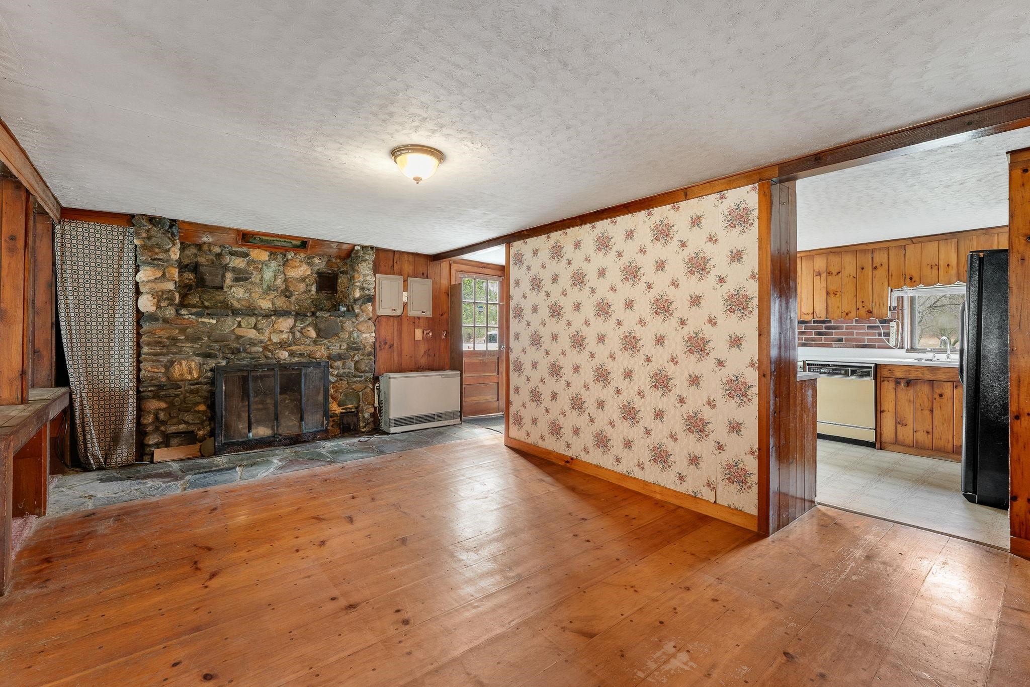 205 Loomis Hill Road Property Photo 9