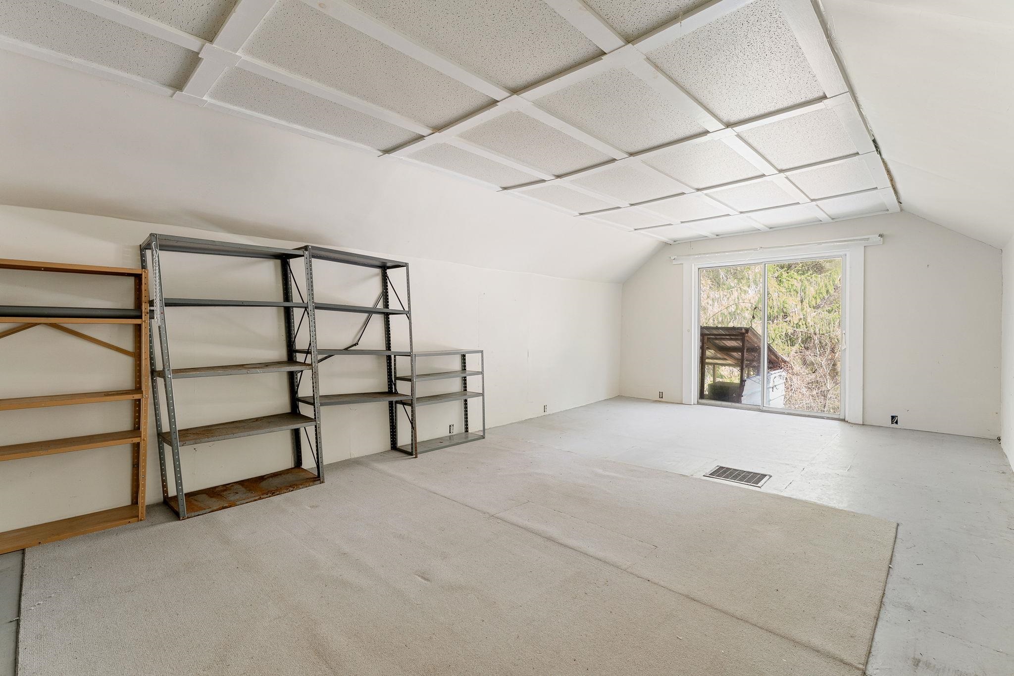 205 Loomis Hill Road Property Photo 46