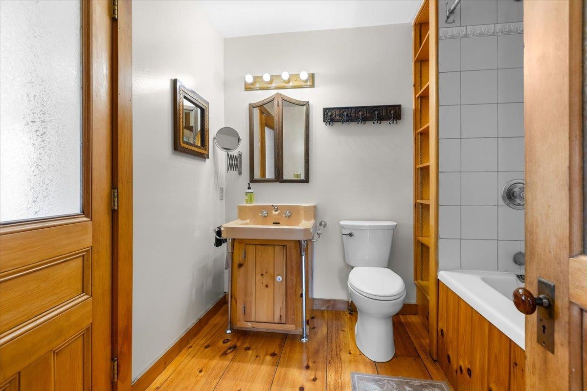 142 King Pond Road Property Photo 14