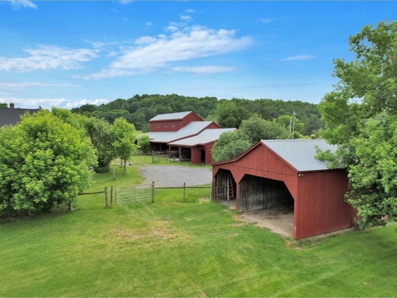 3642 Lime Kiln Road Property Photo 4